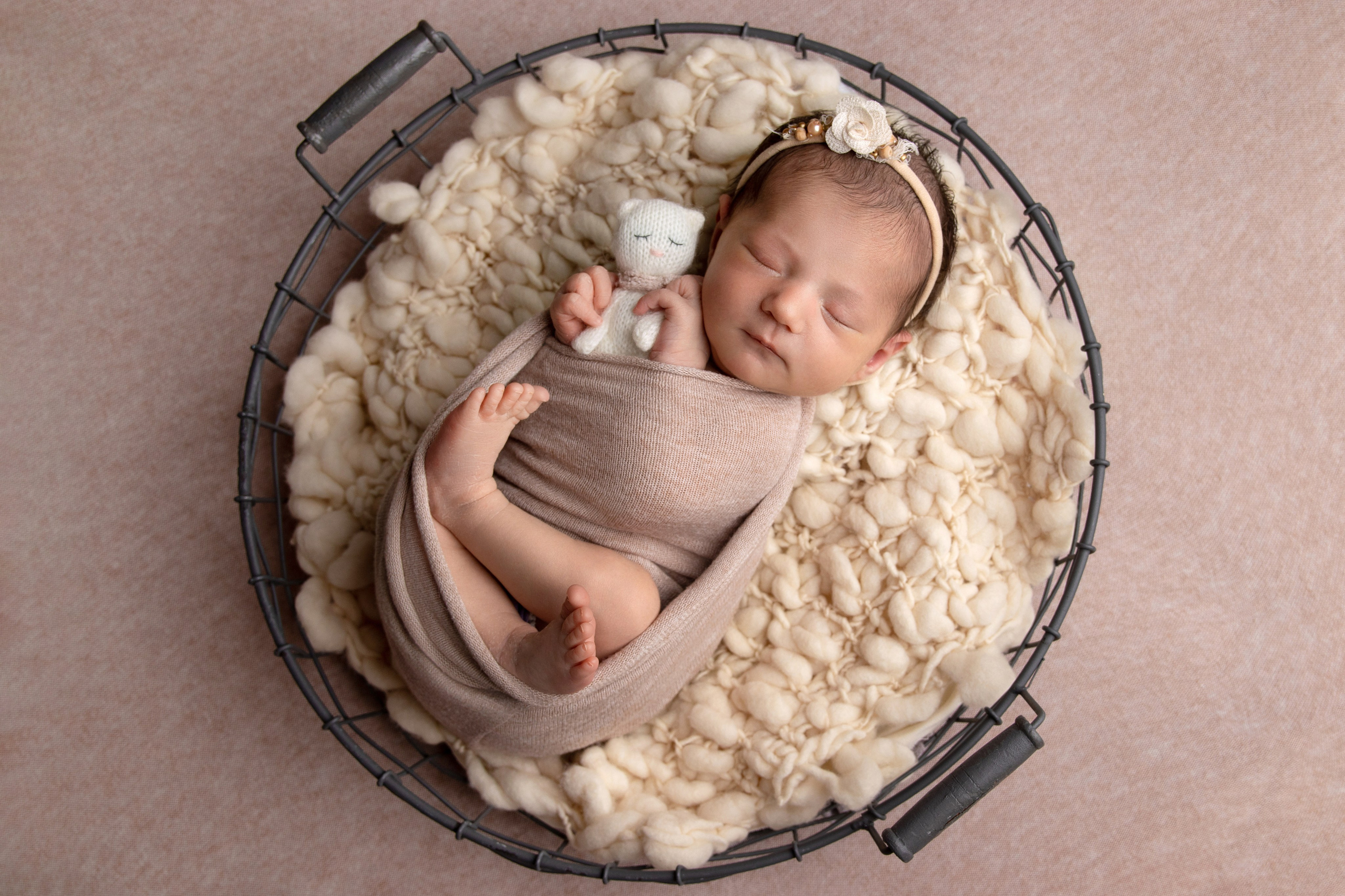 Ньюборн. Фотограф новорожденных Оренбург и свадебный фотограф Оренбург