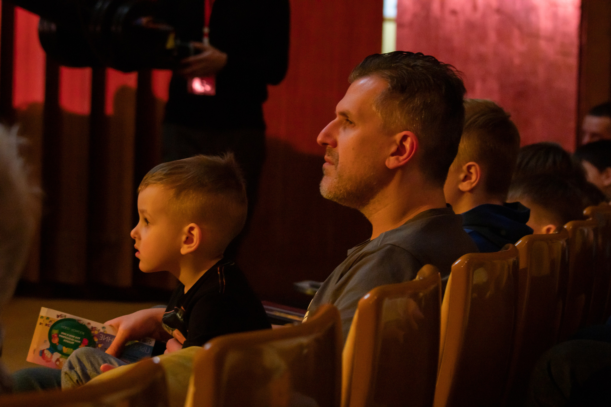 Съёмка концерта для Домисольки, большой концертный зал Космос. «Студия DRONAVT`s» — видеосъёмка и фотография г. Москва