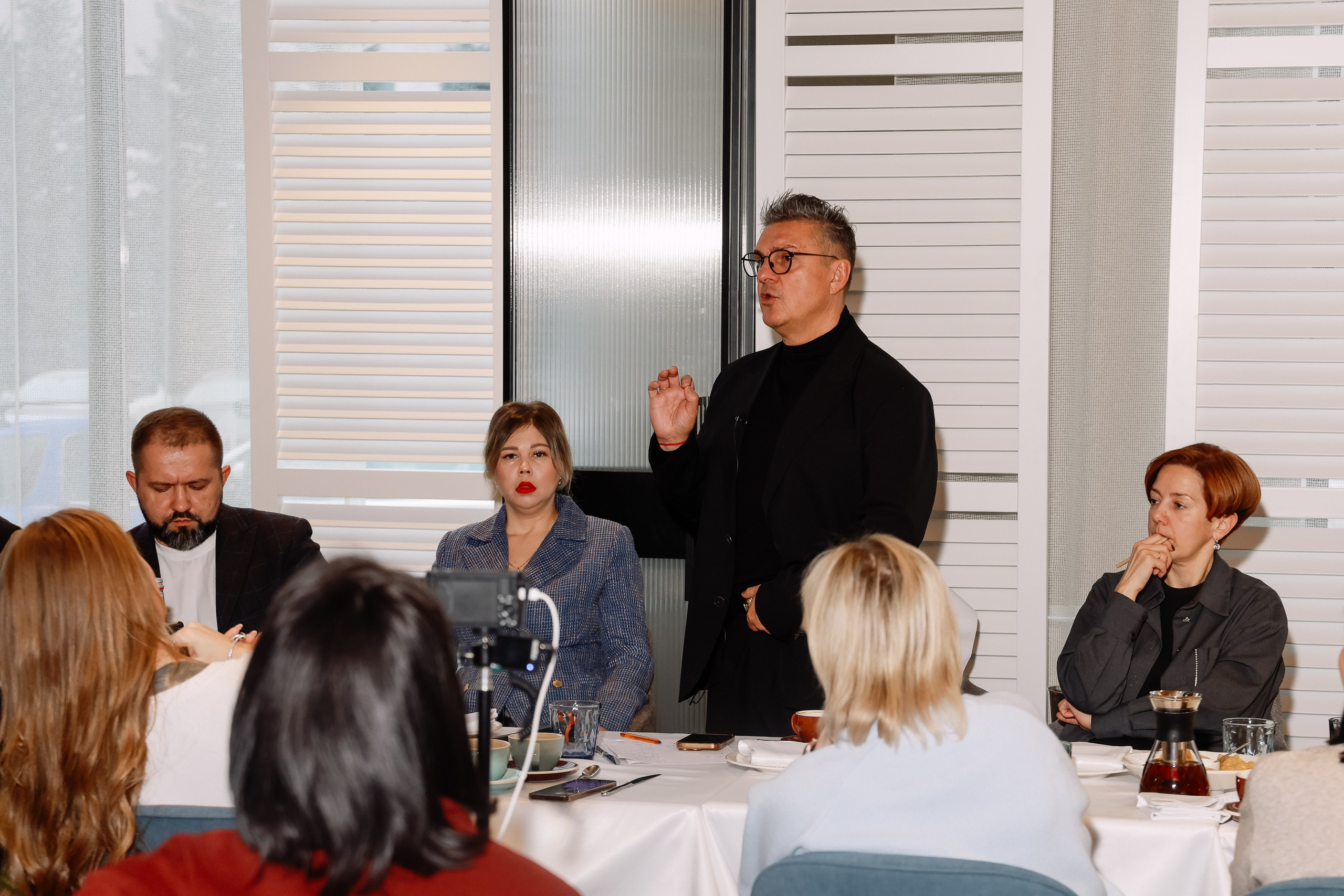 Бизнес завтрак с Игорем Стояновым. Фотограф Юлия Мальцева