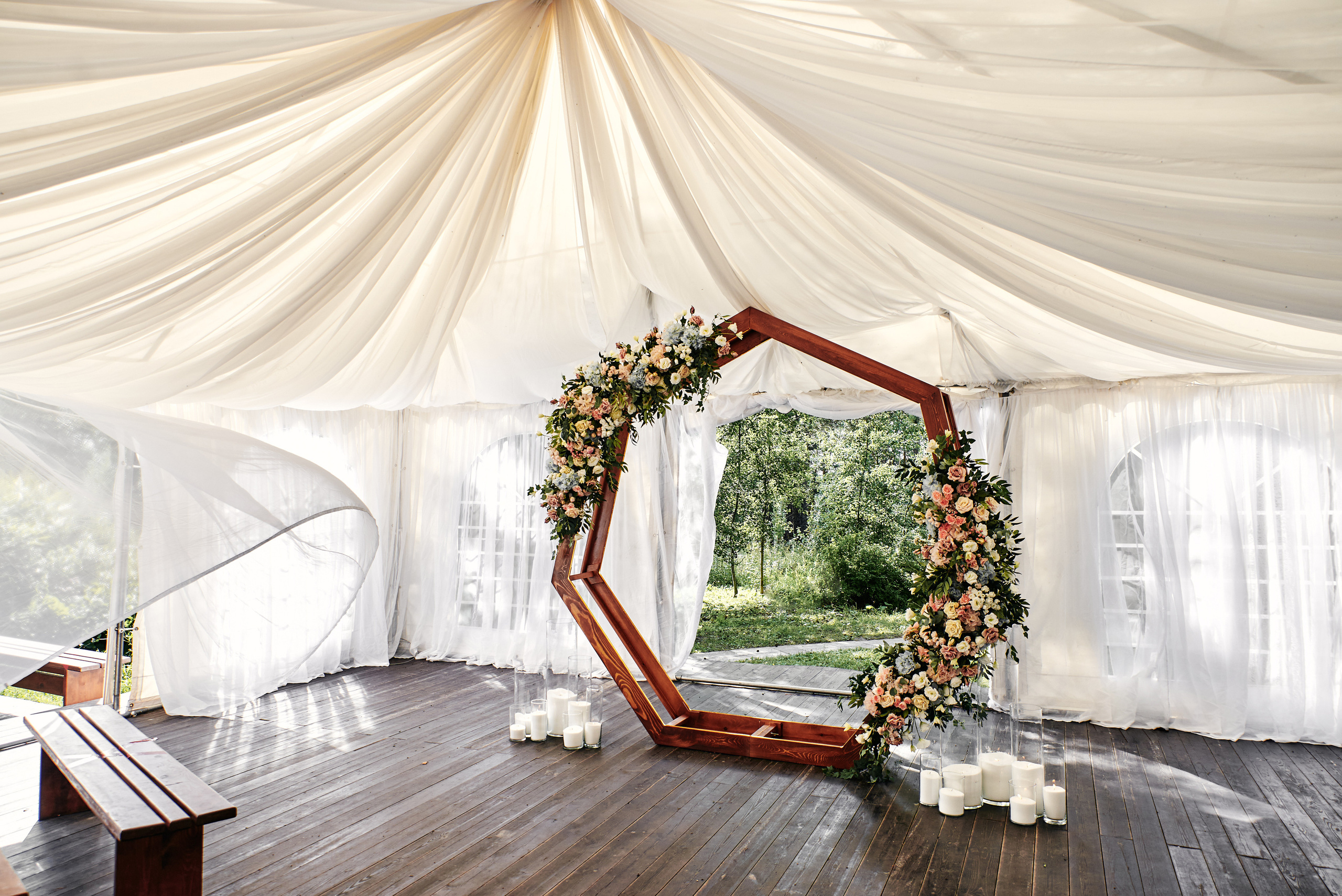 Выездная регистрация в Томске