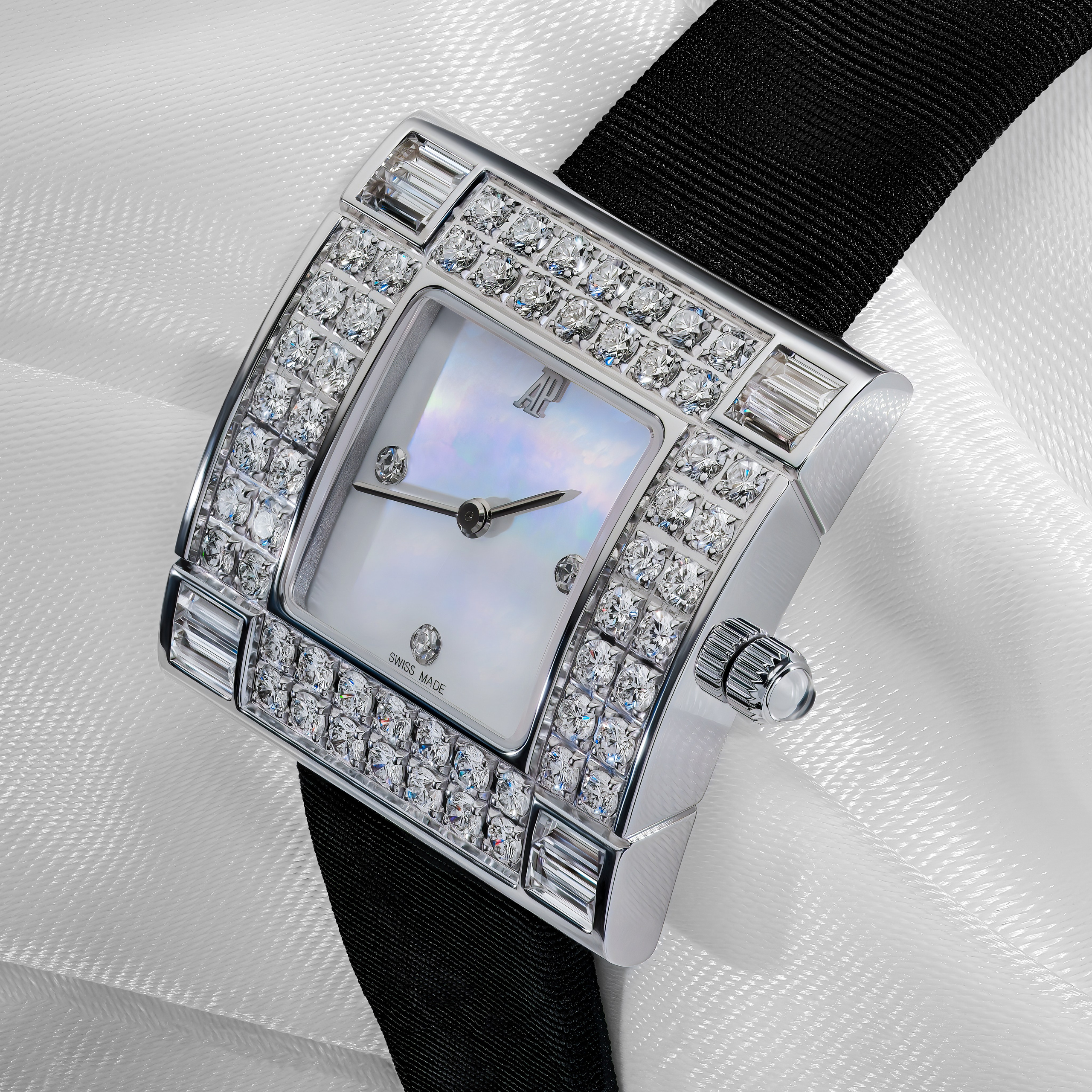 Съёмка часов уровня Audemars Piguet Myriade и выше: премиальная макрофотография от Андрея Калинина. Максимальная детализация и контроль свет