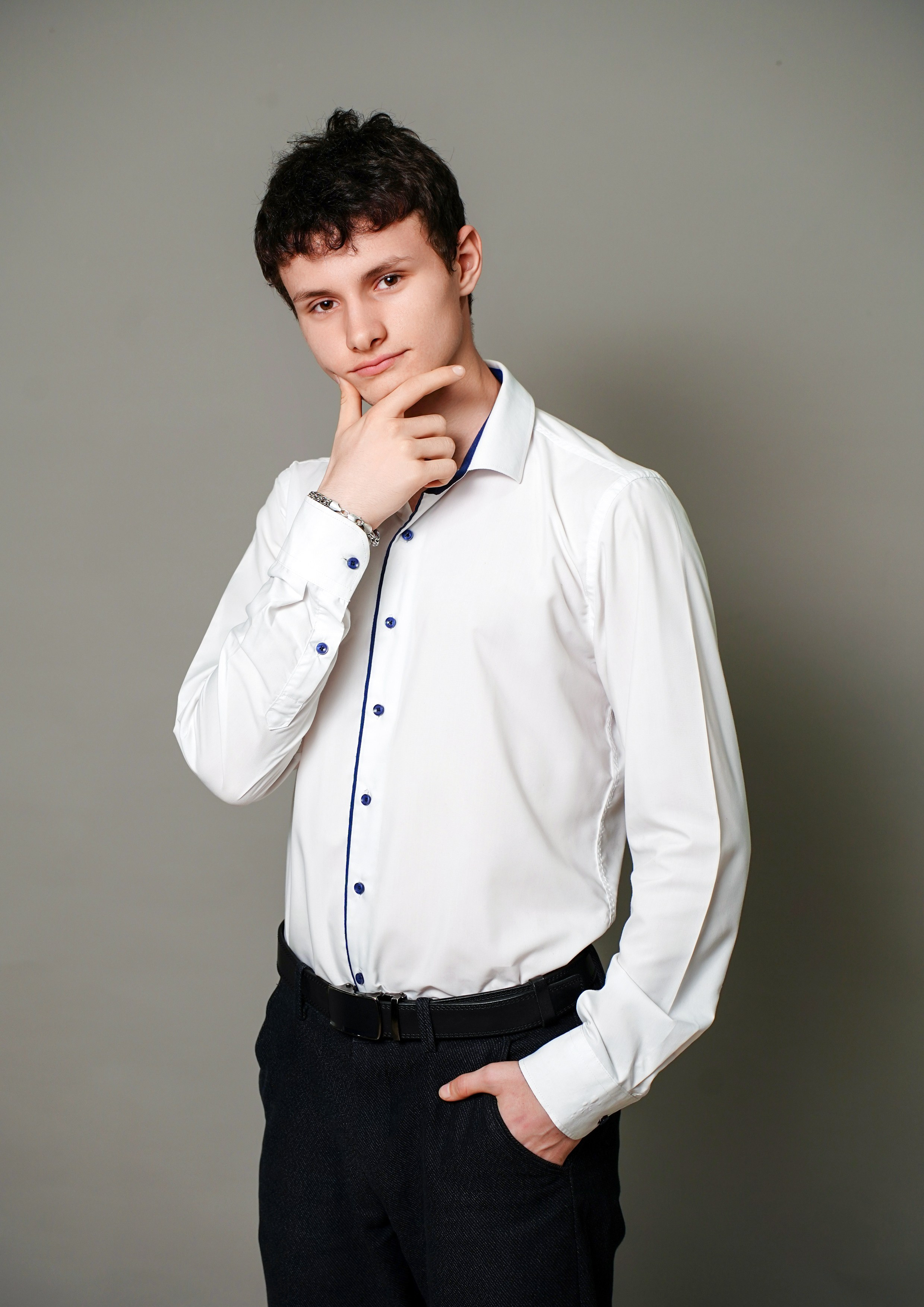 Портреты старшие классы. MEMENTO.Выпускные альбомы, школьные, юбилейные и другие книги. Ростов-на-Дону