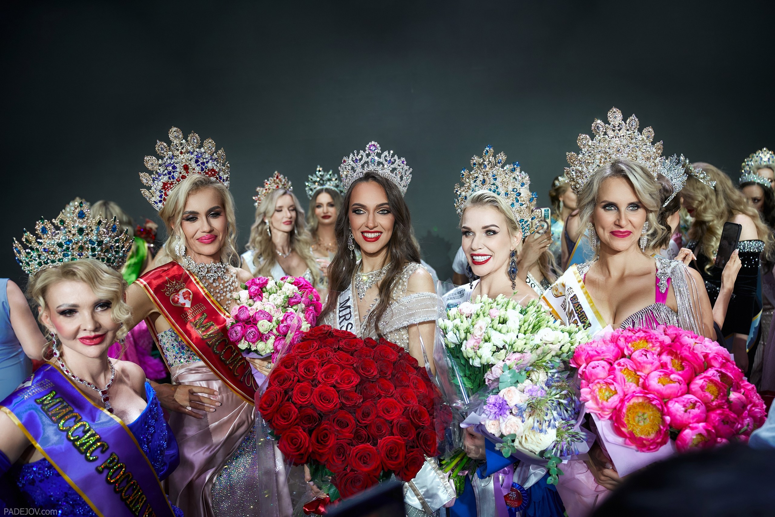 Миссис Россия 2025. Александр Падежов — фотограф в Москве | Репортаж, бизнес, студия, свадьбы, семья