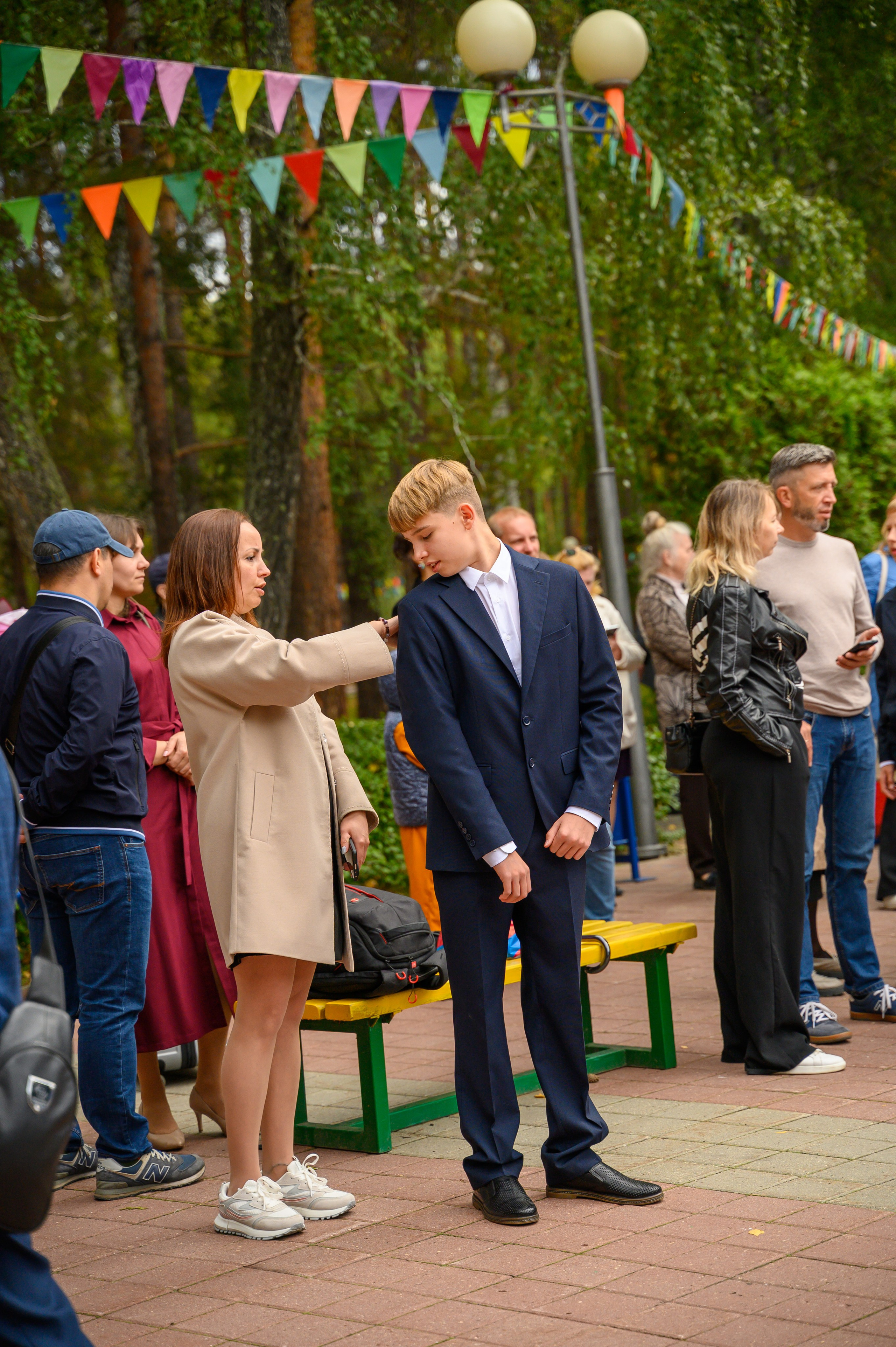 1 сентября линейка ФМШ. Фотограф новорожденных, семейный детский в Тюмени Татьяна Морозова