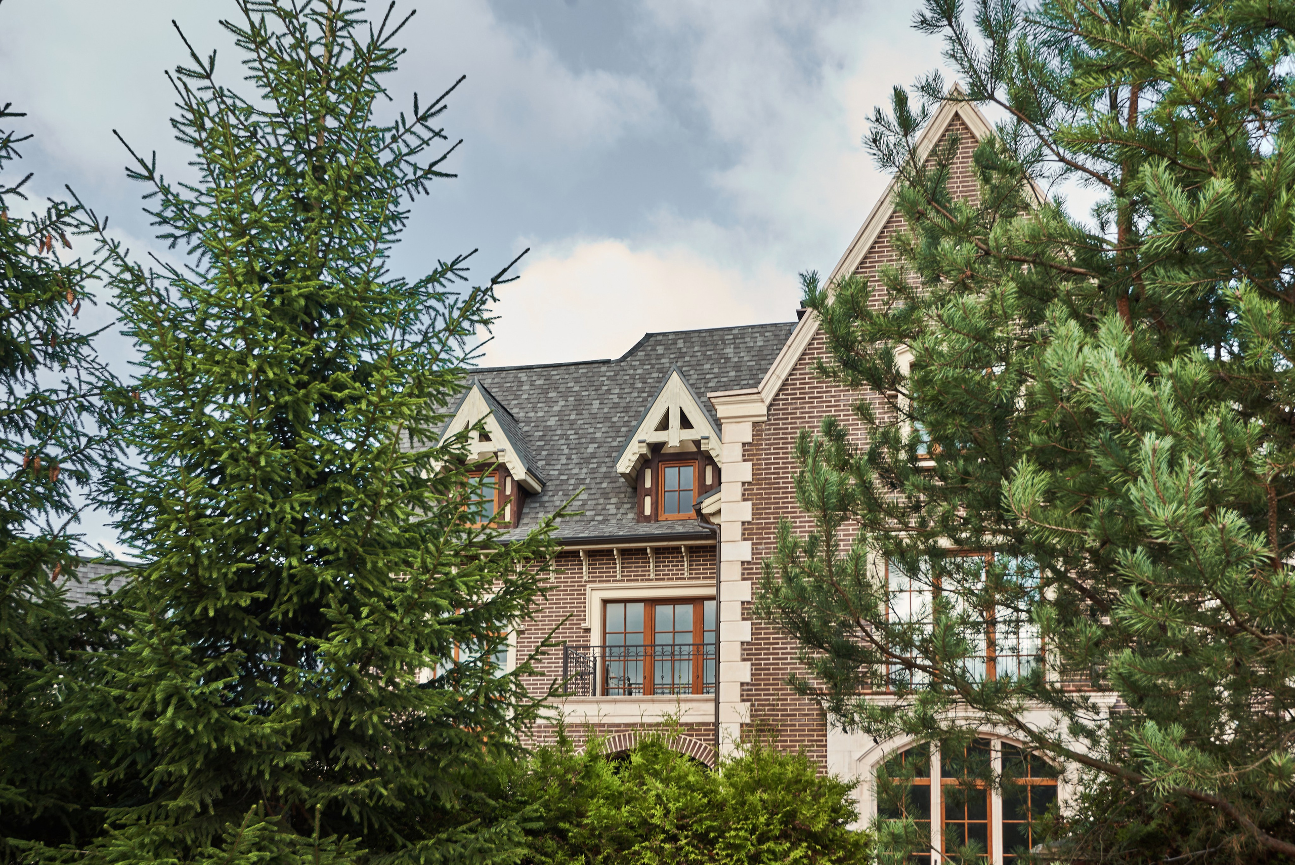 ЛАМБЕРИ | ПОСЕЛОК В АНГЛИЙСКОМ СТИЛЕ. Интерьерный и архитектурный фотограф в Сочи МАКСИМ КСЕНЗОВ