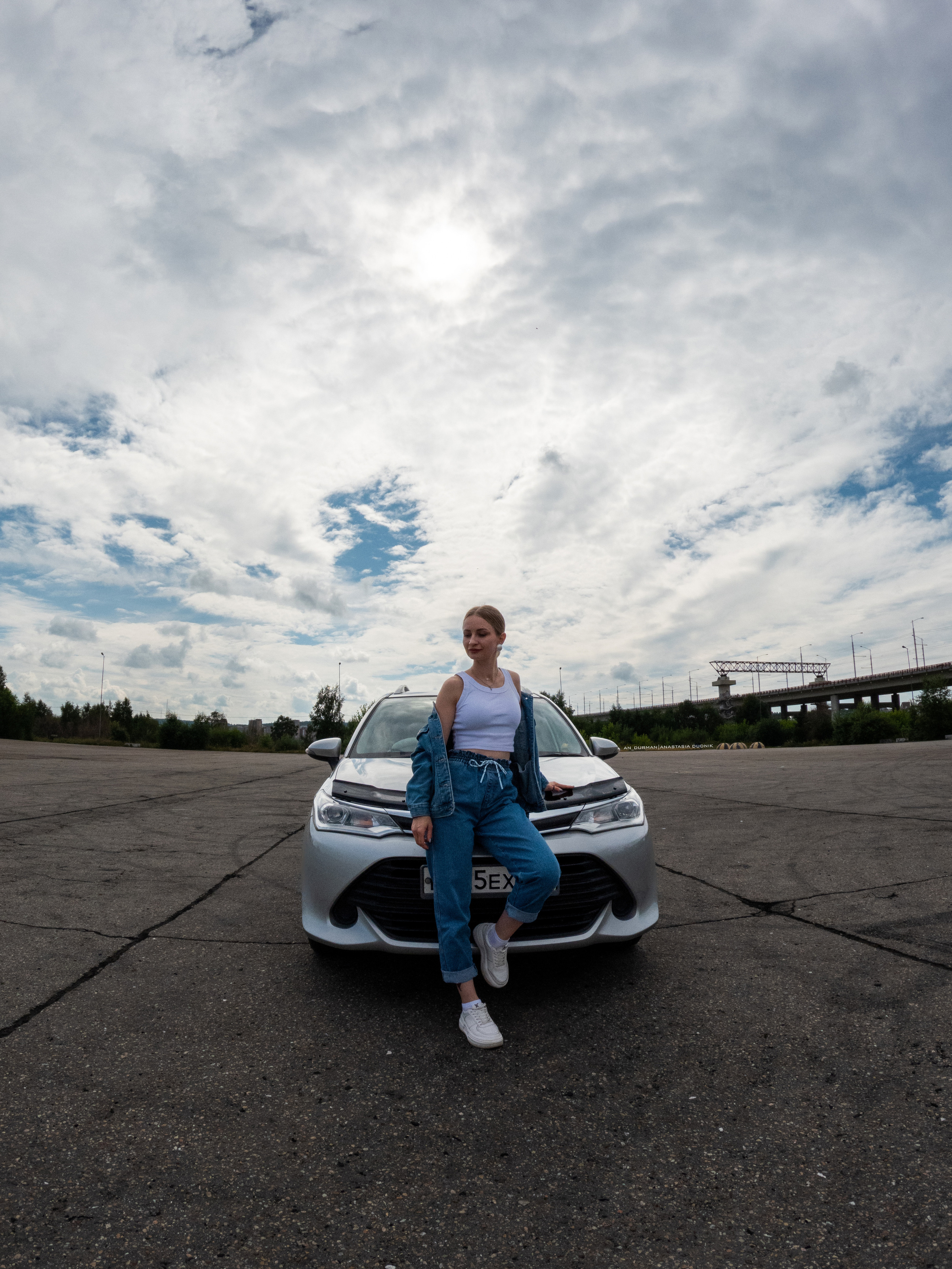 Toyota Corolla Fielder. Фотограф, видеограф и пилот дрона на Байкале