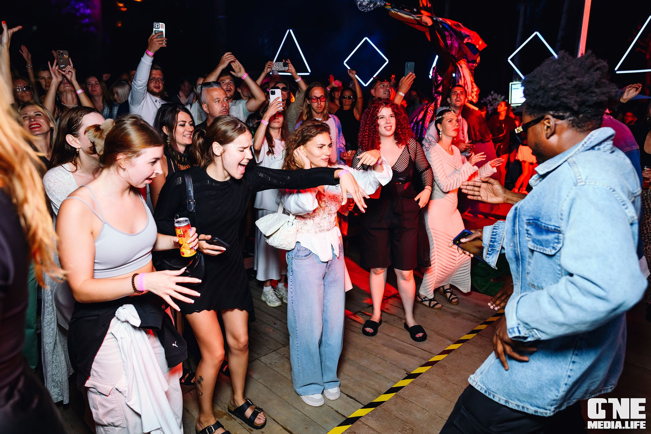 CULT — electronic music festival. Day II. One Media Life: фоторепортажи, фотоотчеты с мероприятий и заведений