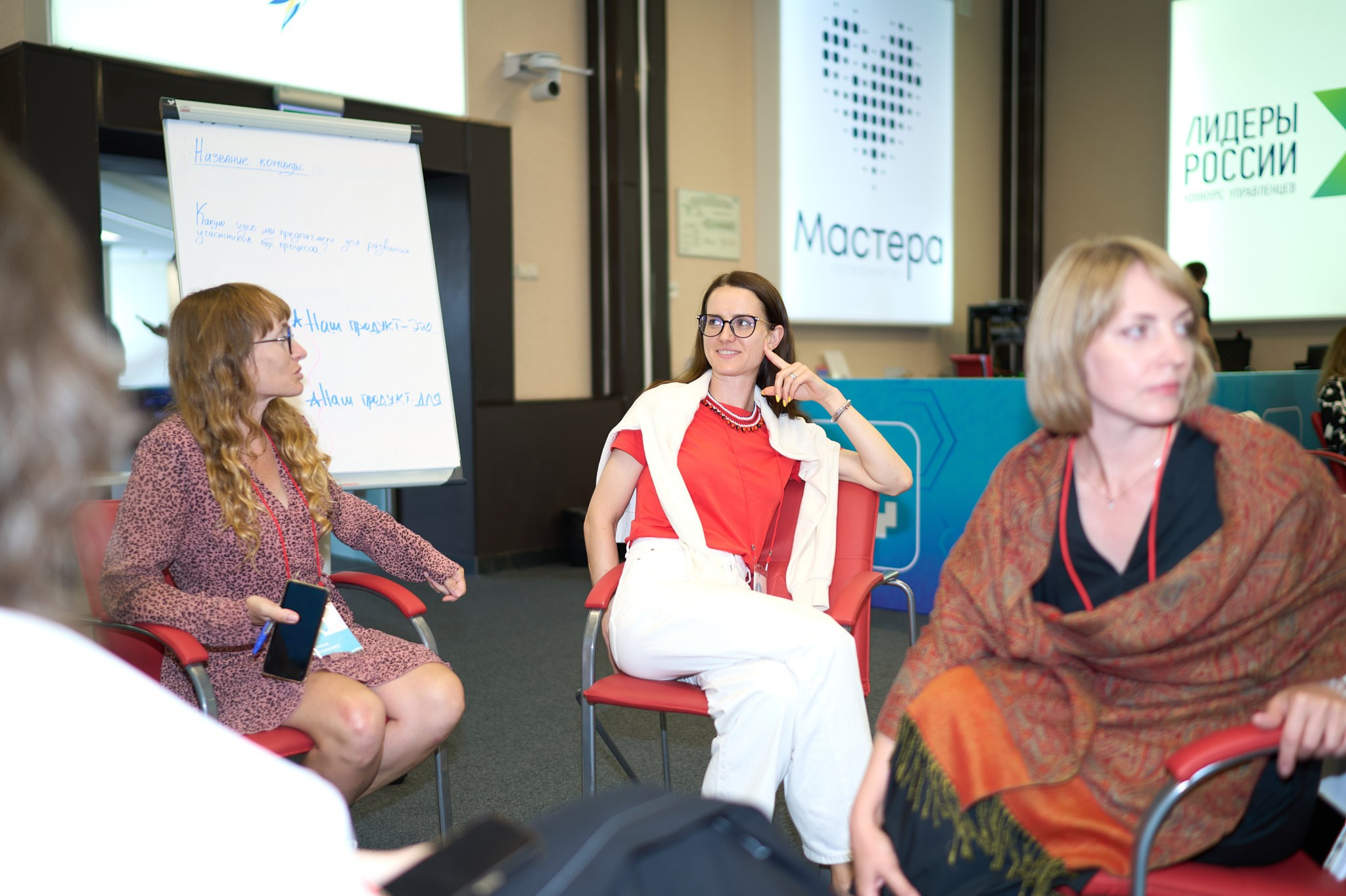 Публичные выступления: От А до ИИ. Эльджан — Продюсер, Фотограф, El u Del