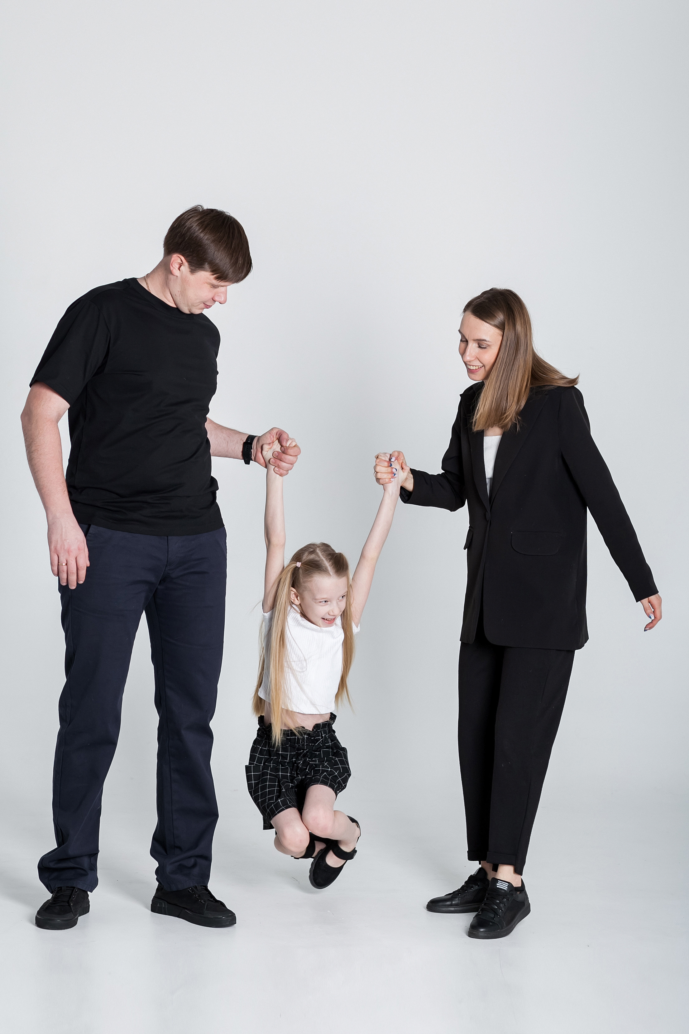 Татьяна & Александр & Вероника. Семейный и детский фотограф в Омске Елена Малахова