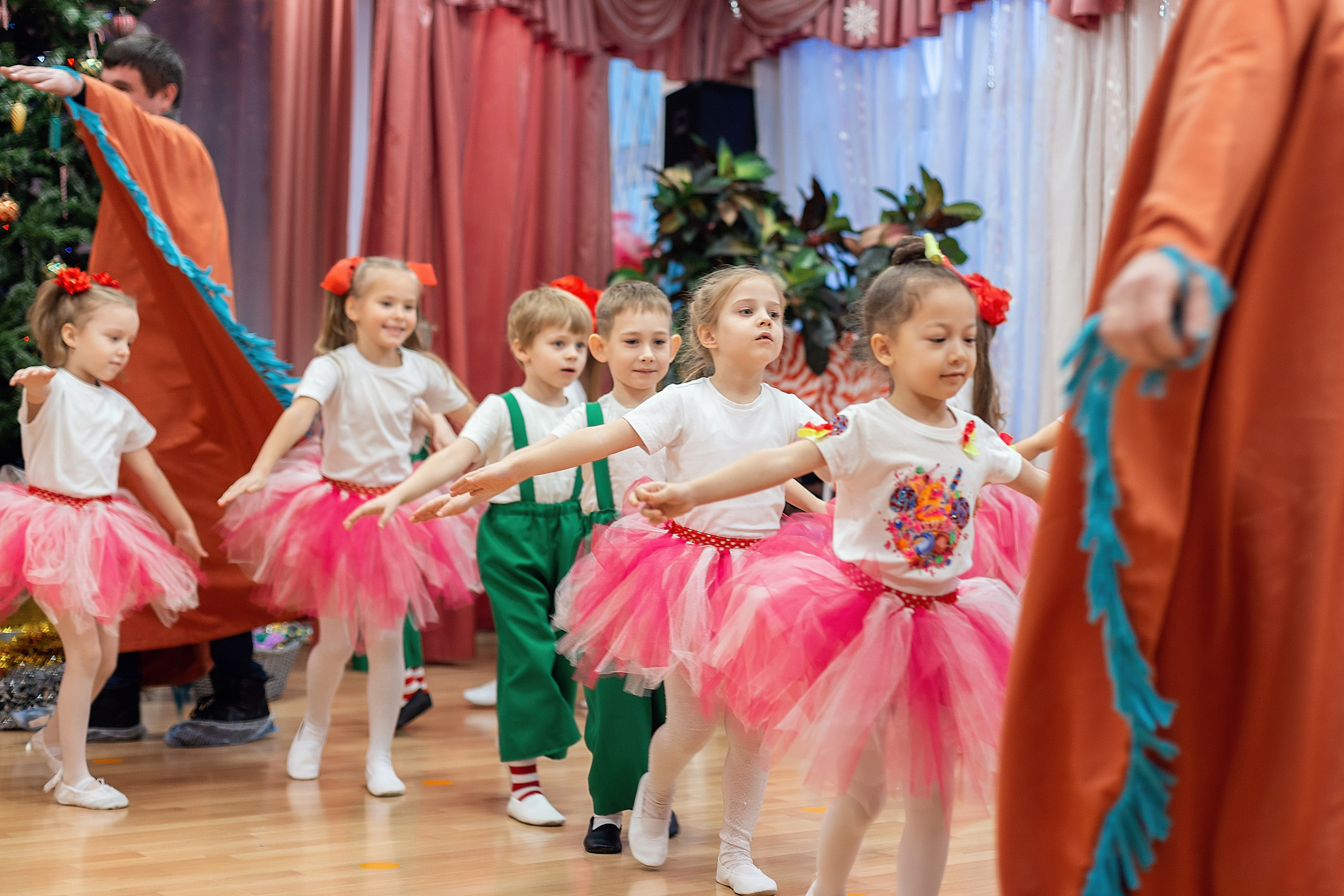 Утренник_"Карамельная фабрика» 2024. Семейный фотограф в Санкт-Петербурге