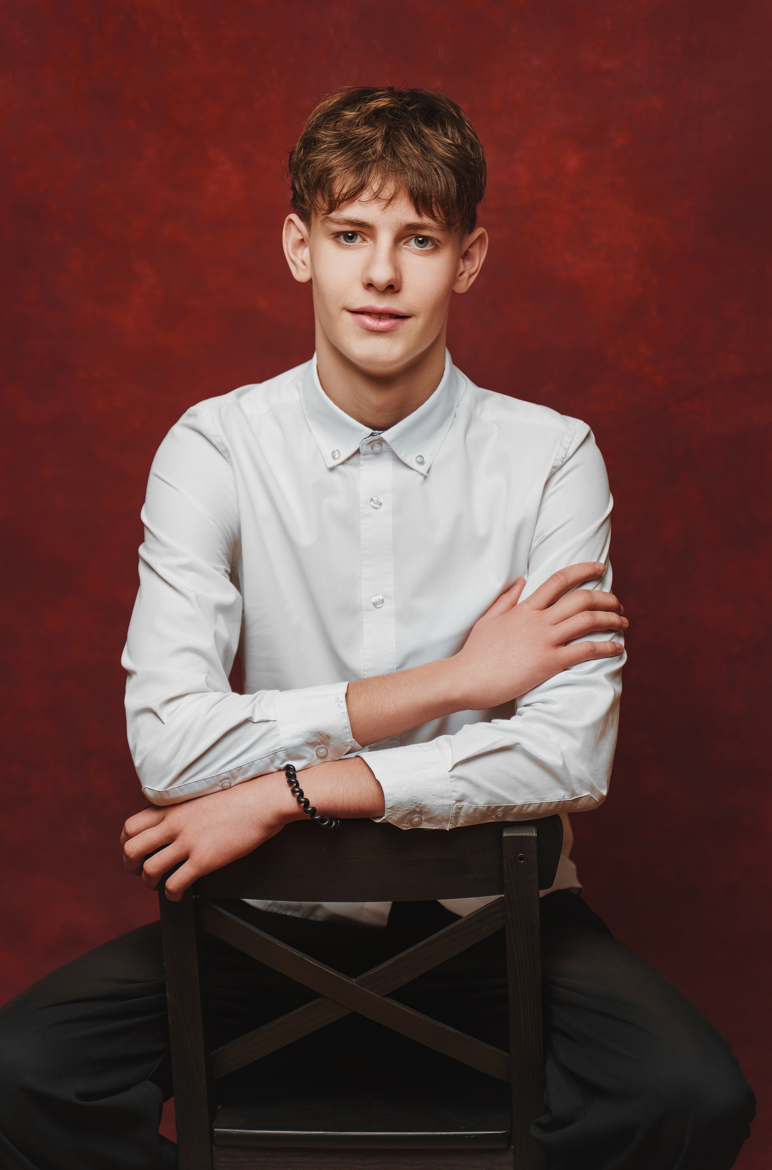 Стильные выпускные альбомы и индивидуальные фотосессии в Таганроге