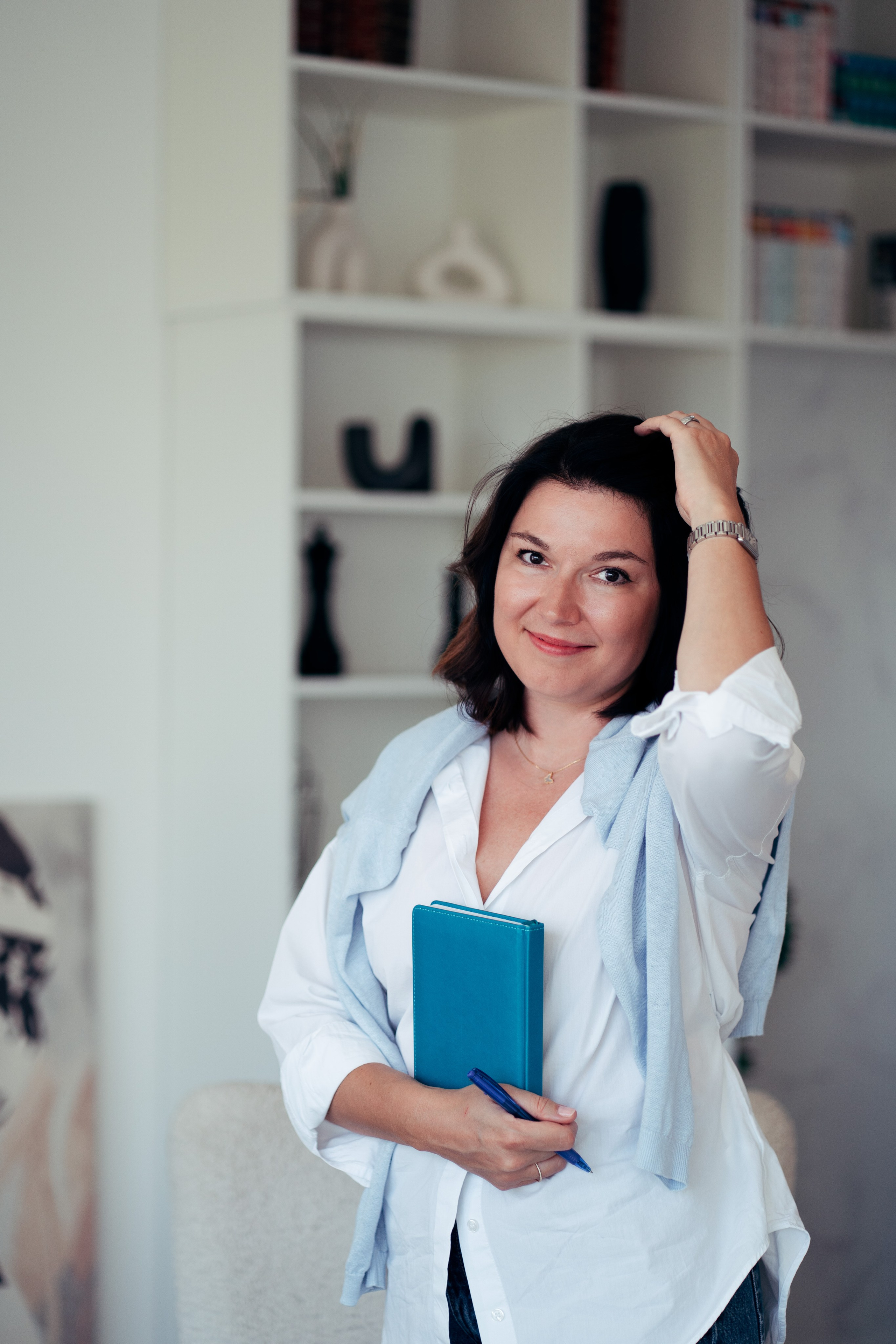 Professional portraits. I’m Julia Idamzhapova, a photographer based in Lisbon, creating natural and timeless images