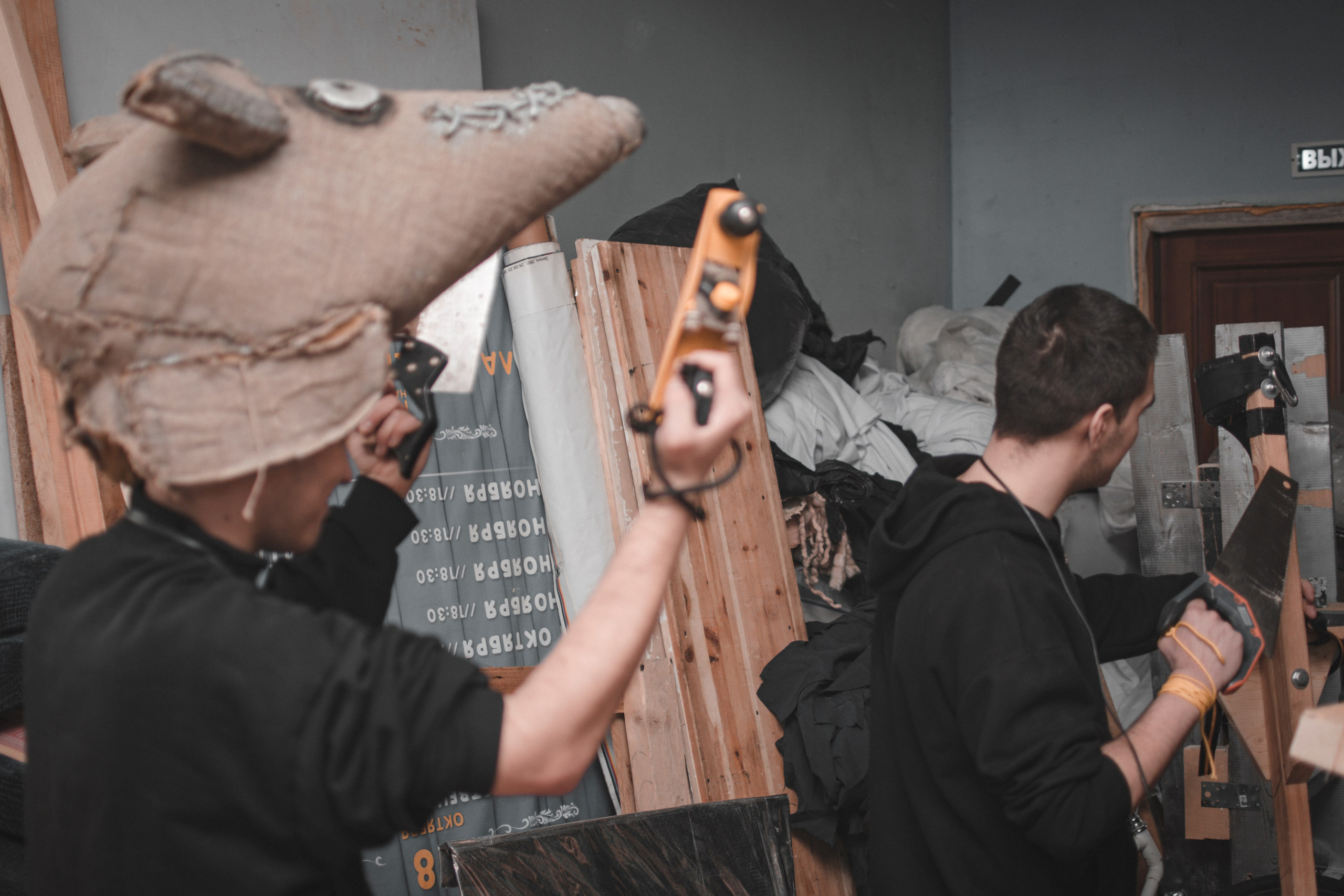 Студвесна нас связала