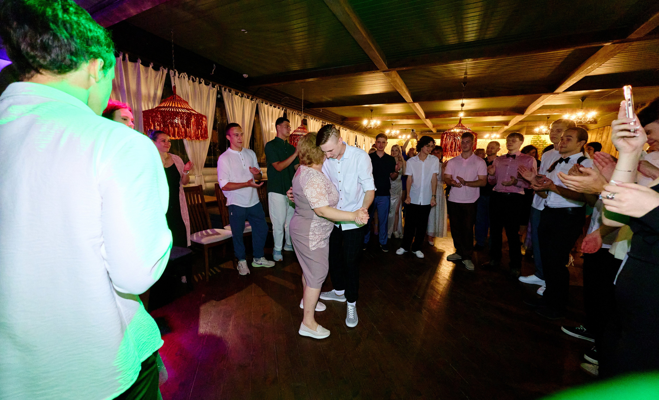 Выпускной 35 Сош. Фотограф Выпускные альбомы Таганрог Сергей Коробченко