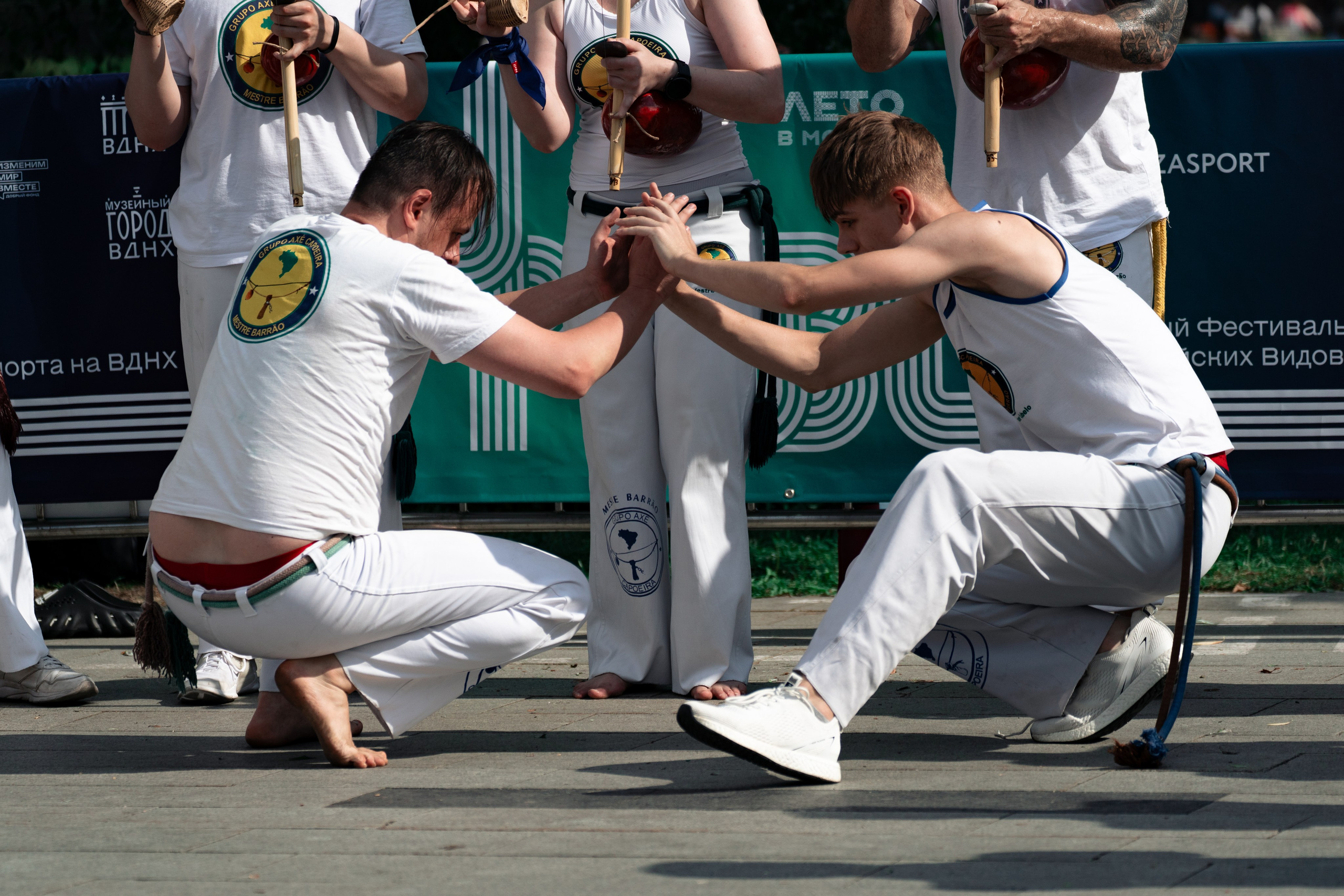 Открытый класс AXE Capoeira на фестивале неолимписких видов спорта на ВДНХ 2025 г:. Фотограф в Москве Ткаченко Владимир