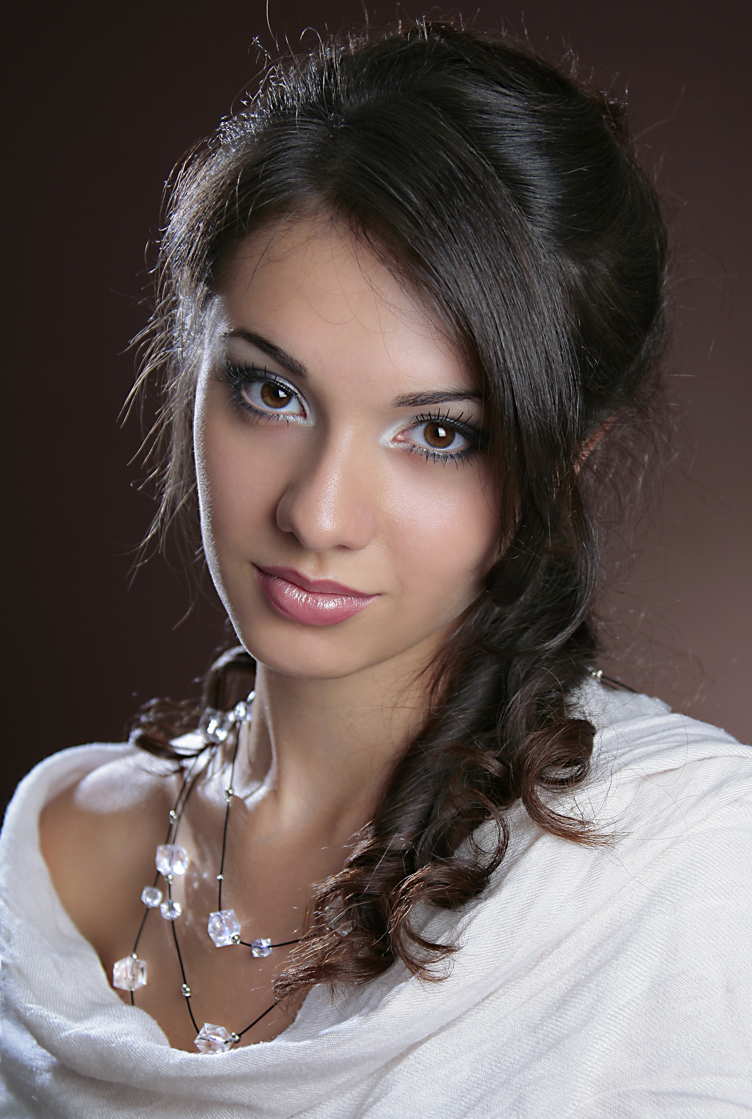 Портретный фотограф для выпускного Ростова-на-Дону. Выпускные альбомы, фотограф Денис Зимин в городе Ростове-на-Дону