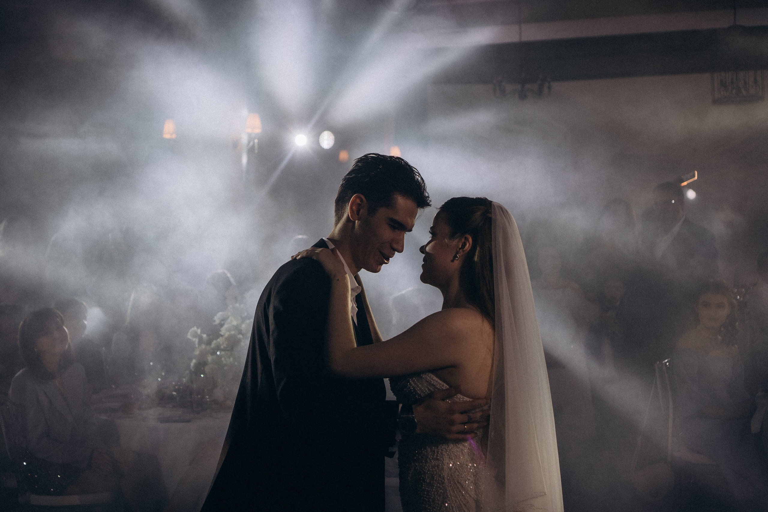 СВАДЕБНАЯ СЬЕМКА СБОРОВ В ОТЕЛЕ И ВЫЕЗД НА ЦЕРЕМОНИЮ (СНЯТО В СИБИРЕ В НИЖНЕВАРТОВСКЕ). Профессиональный фотограф, Санкт-Петербург — Виктория Богомолова