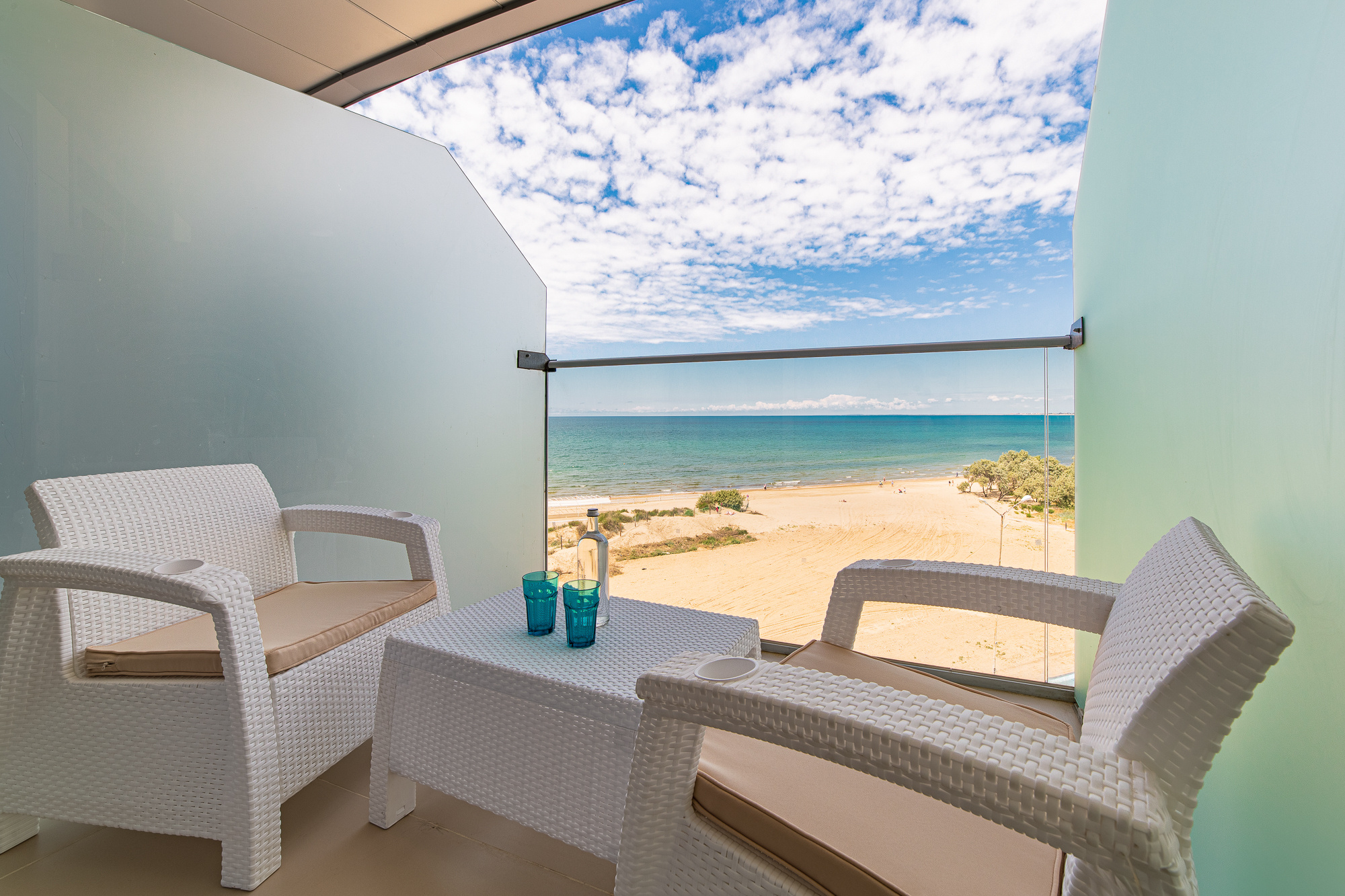 Renatphoto-Профессиональная фотосъёмка отелей под ключ в Анапе. Профессиональная фотосъёмка интерьеров, предметная фотосессия еды для меню г. Анапа