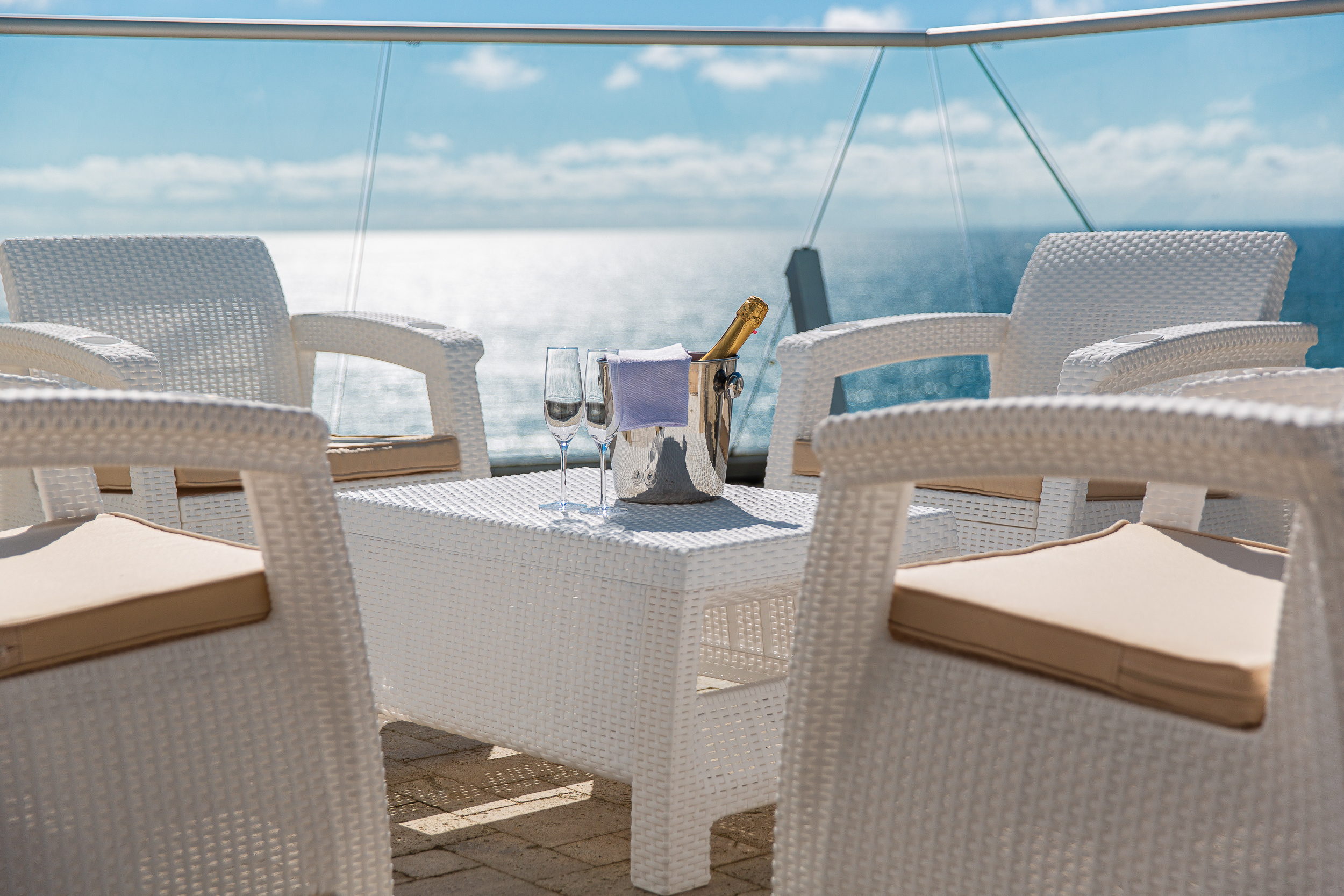 Renatphoto-Профессиональная фотосъёмка отелей под ключ в Анапе. Профессиональная фотосъёмка интерьеров, предметная фотосессия еды для меню г. Анапа