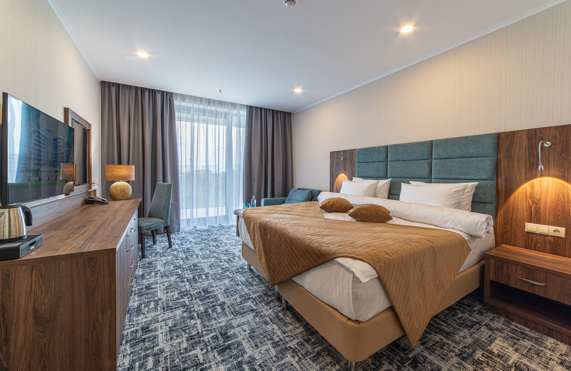 Renatphoto-Профессиональная фотосъёмка отелей под ключ в Анапе. Профессиональная фотосъёмка интерьеров, предметная фотосессия еды для меню г. Анапа