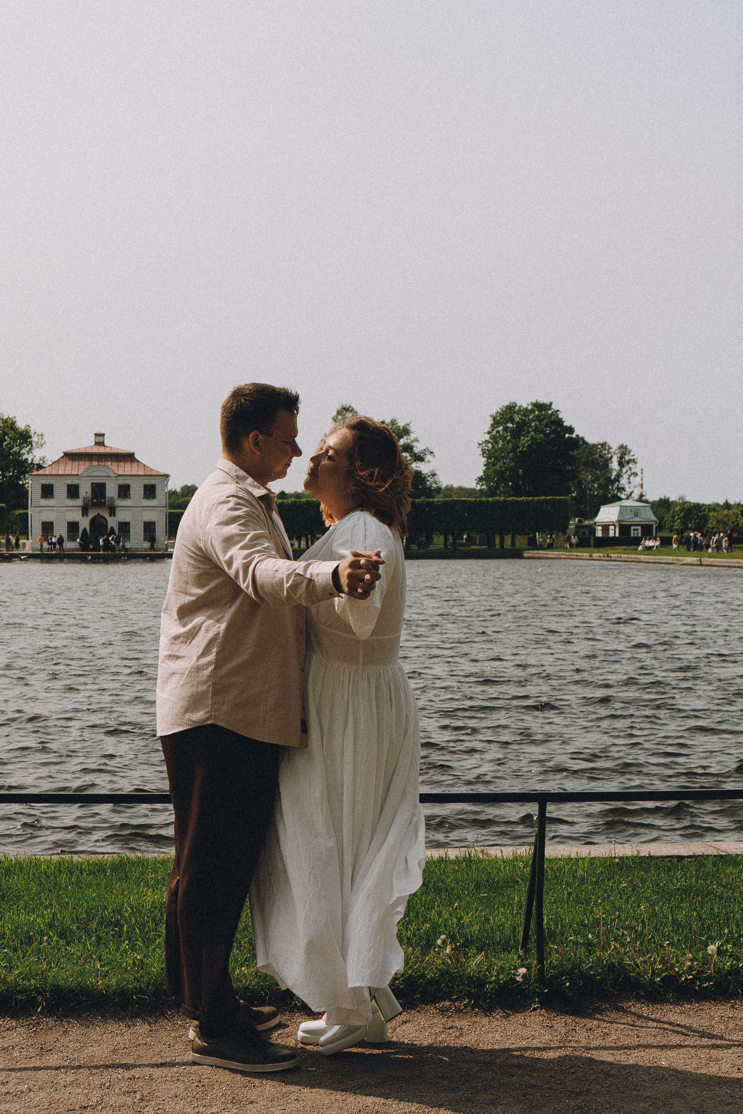 СВАДЕБНАЯ ИСТОРИЯ В ПЕТЕРГОФЕ. Профессиональный фотограф, Санкт-Петербург — Виктория Богомолова