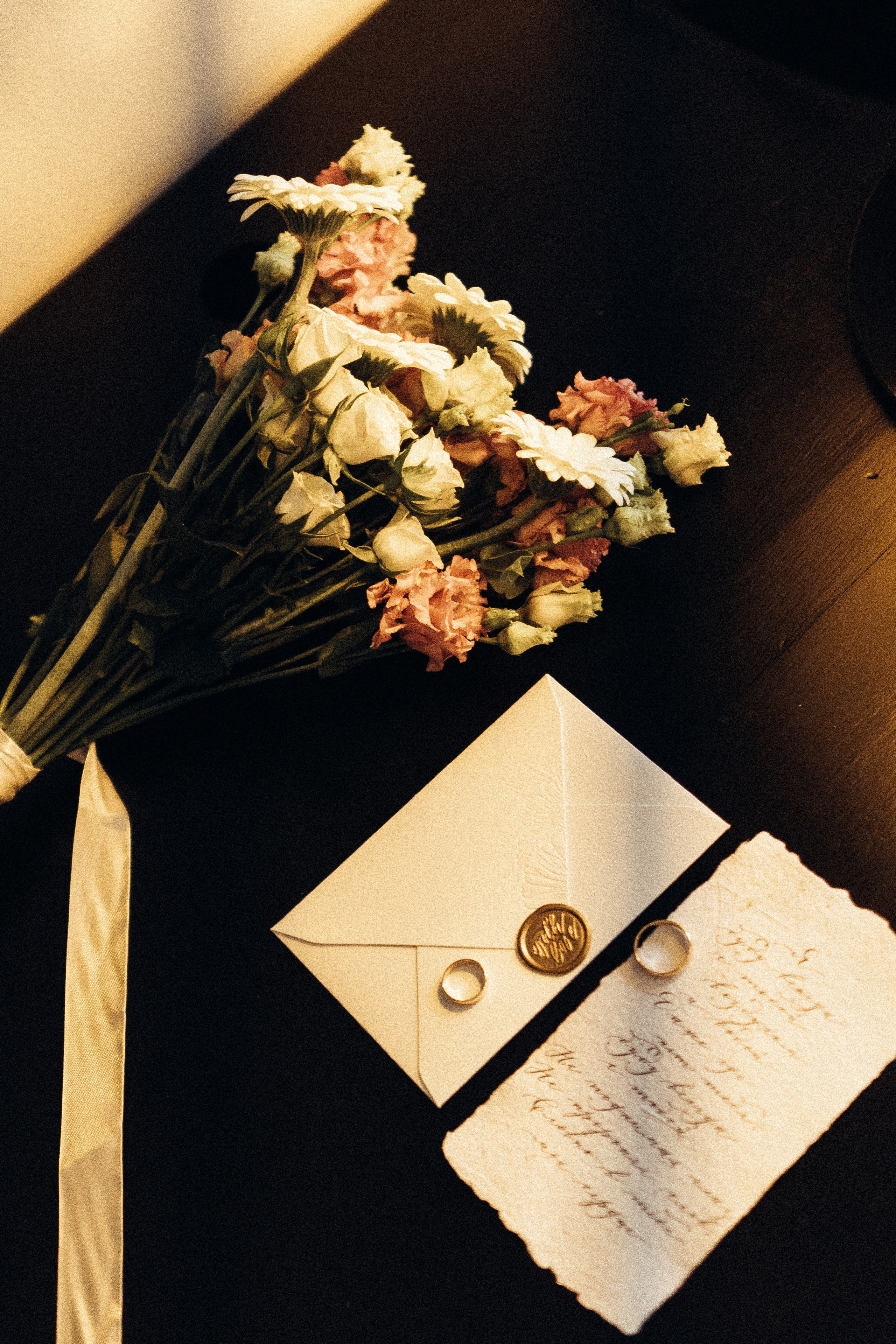 УТРО ЖЕНИХА И НЕВЕСТЫ В ПИТЕРСКОЙ КВАРТИРЕ И СЬЕМКА С СВАДЕБНЫХ ОБРАЗАХ. Профессиональный фотограф, Санкт-Петербург — Виктория Богомолова