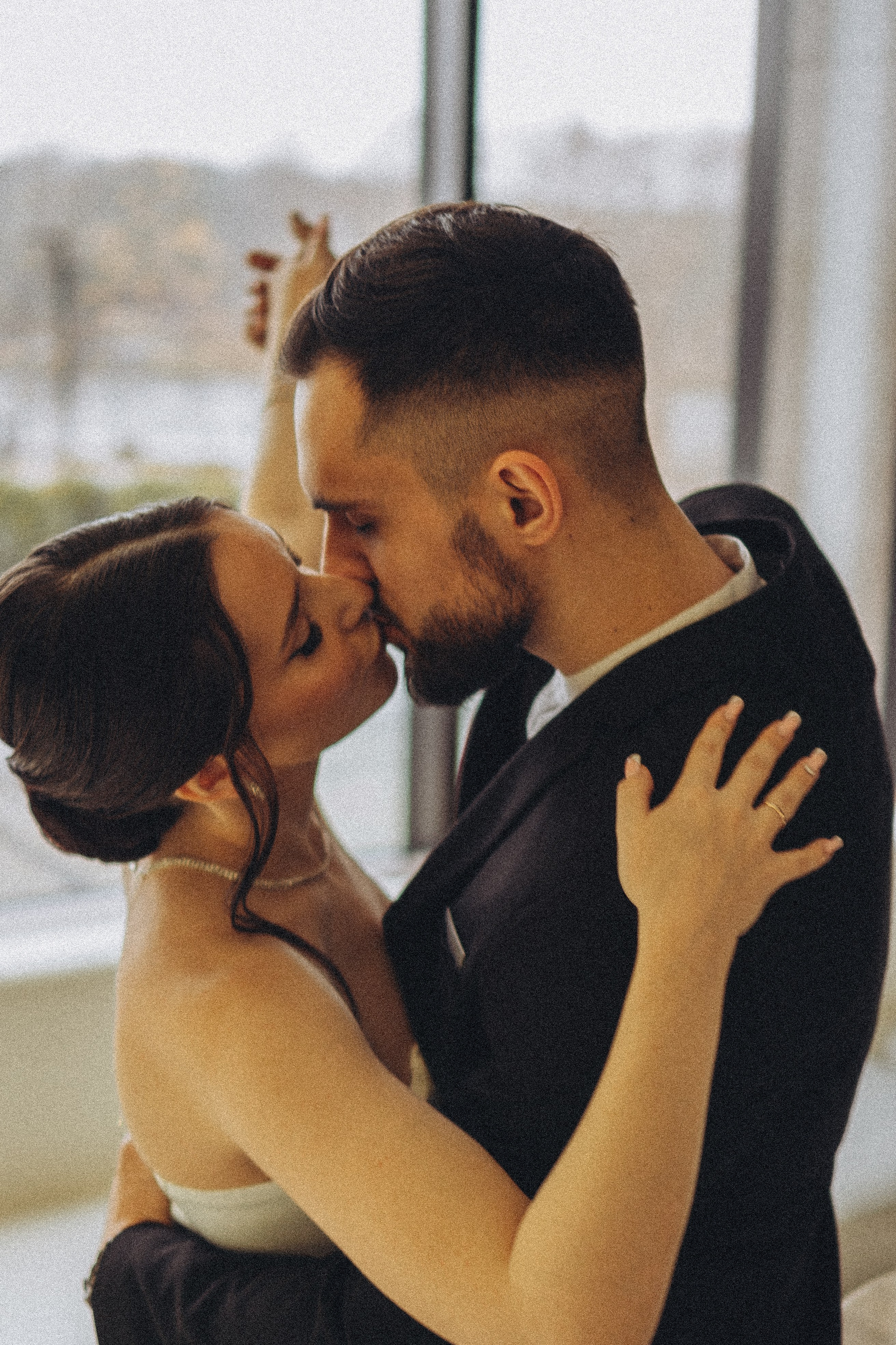 СВАДЕБНАЯ СЬЕМКА СБОРОВ ЖЕНИХА И НЕВЕСТЫ В ОТЕЛЕ И ТАКЖЕ ФОТОСЕССИИЯ В ОТЕЛЕЕ МЕГАПОЛИС БРЯНСК. Профессиональный фотограф, Санкт-Петербург — Виктория Богомолова