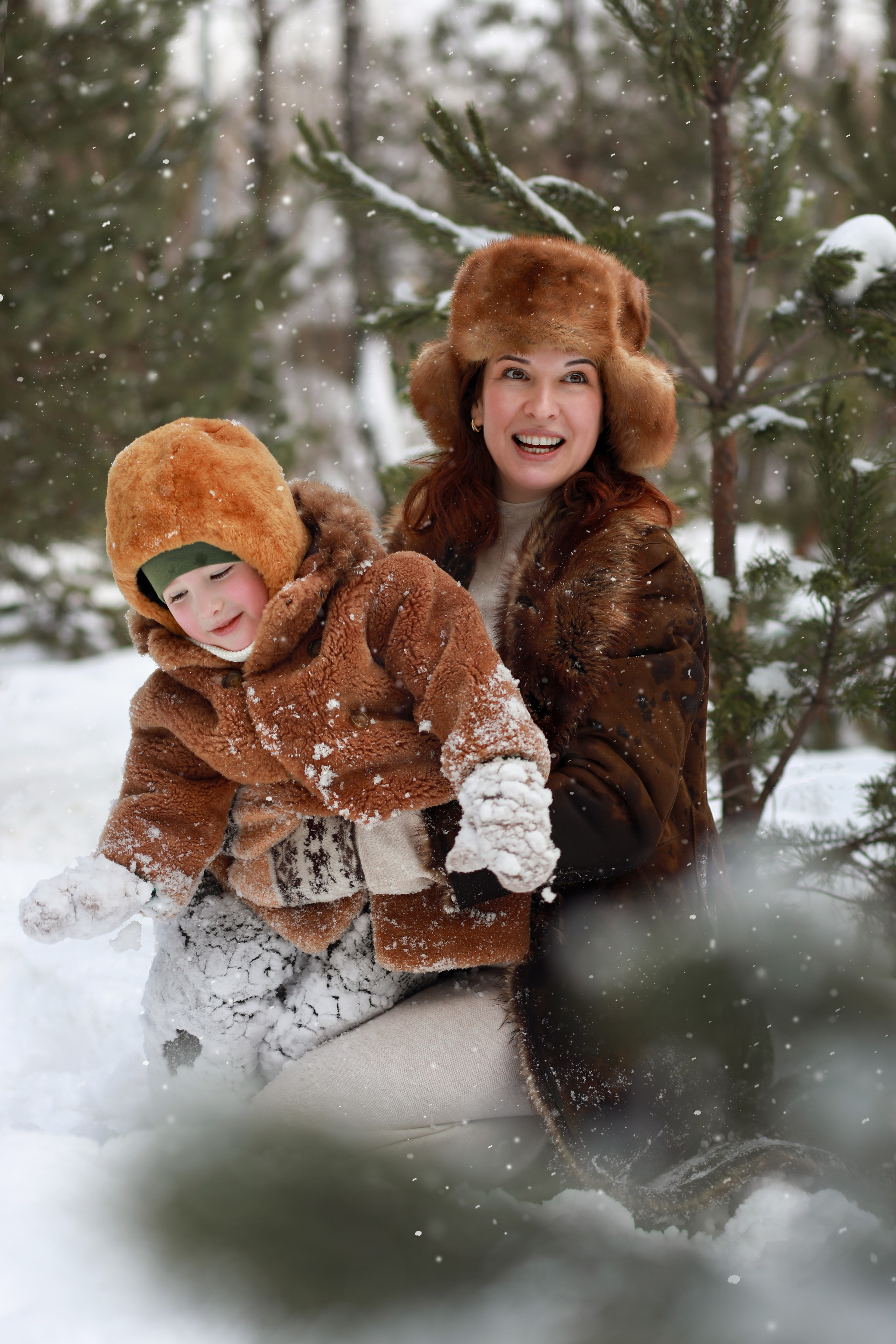 Деревня Бибирево мама и сын. Детский и семейный фотограф г. Москва Оксана Катаджи