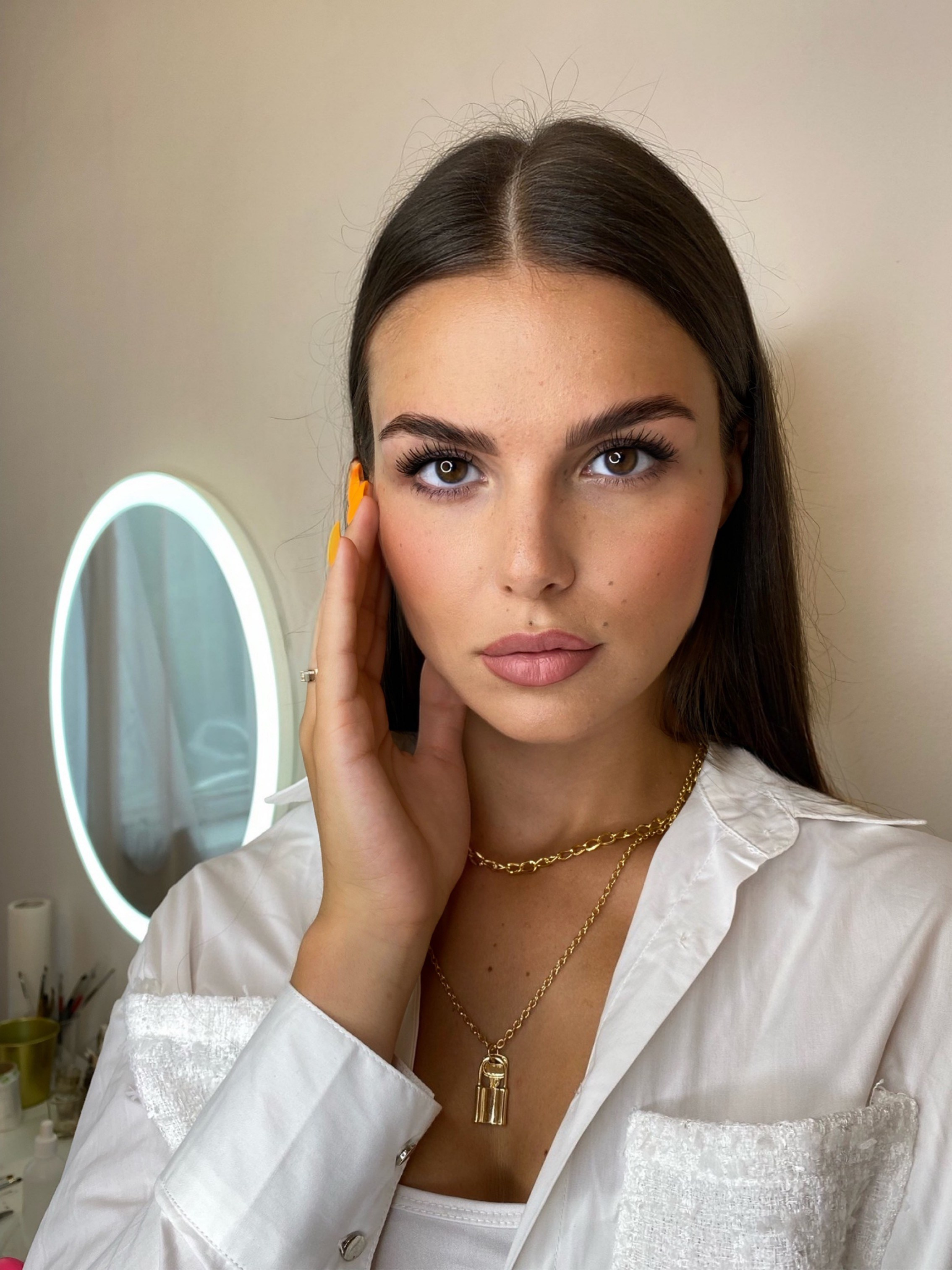 Арина, 44 р-р, 174 см. KED Production — продакшн из СПб. Создаём фото, видео и контент, который помогает брендам и селлерам продавать больше