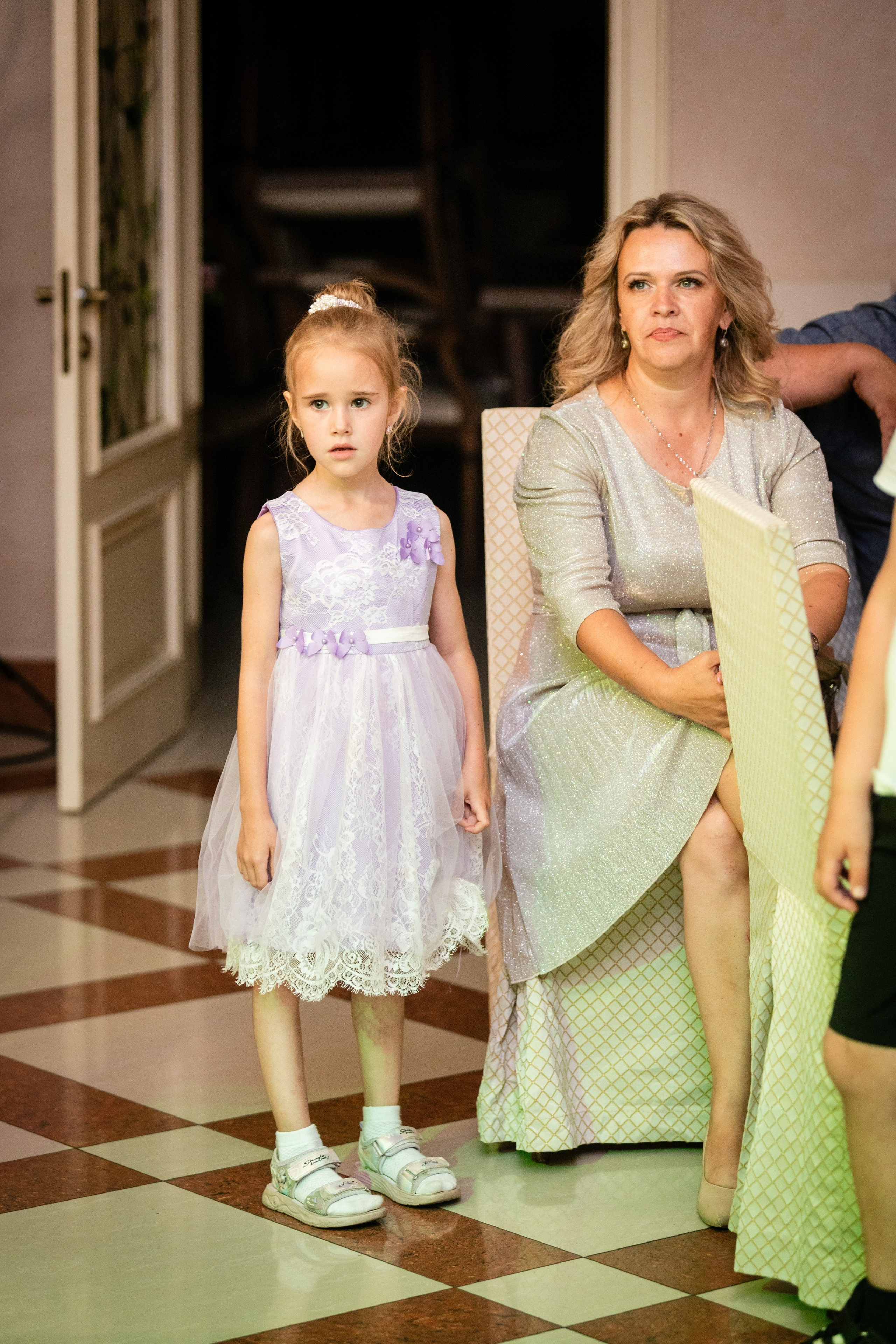 Школьный выпускной. Детский фотограф видеограф в Хабаровске Михаил Орлов