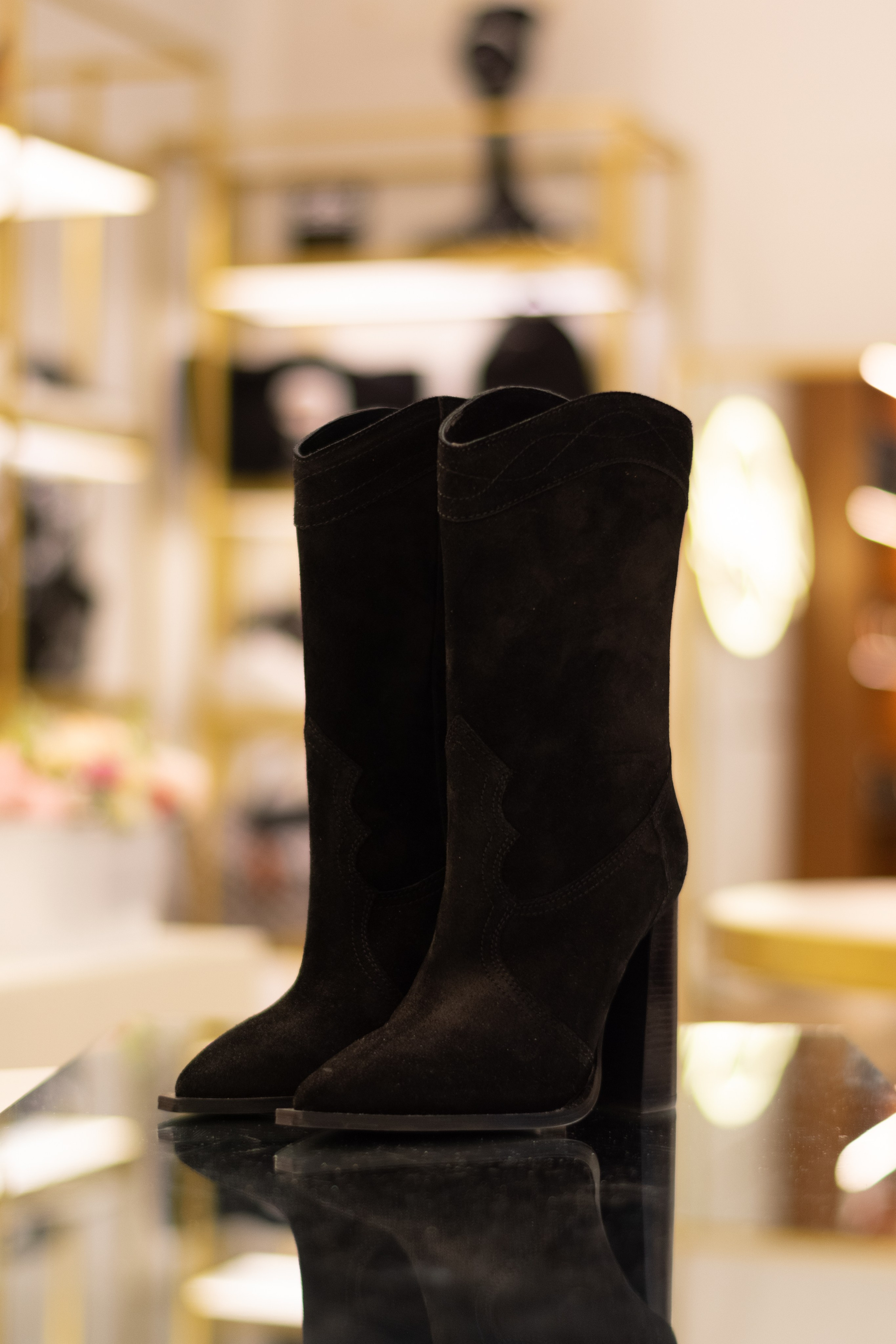 Для организаций. Предметная фотосессия для обувного магазина Capsula. Фотограф/видеограф Богдан Голованов