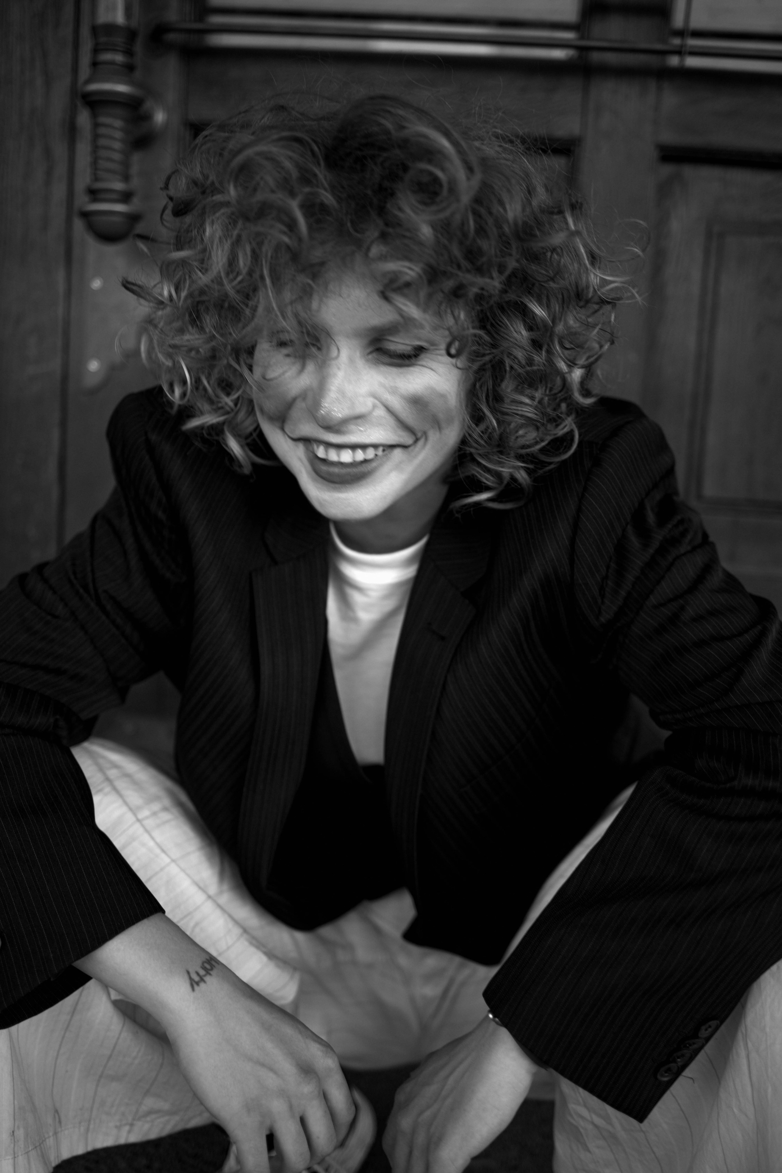 Закат на ЖД вокзале. Лиза. Фотограф в Твери Лагодная Яна