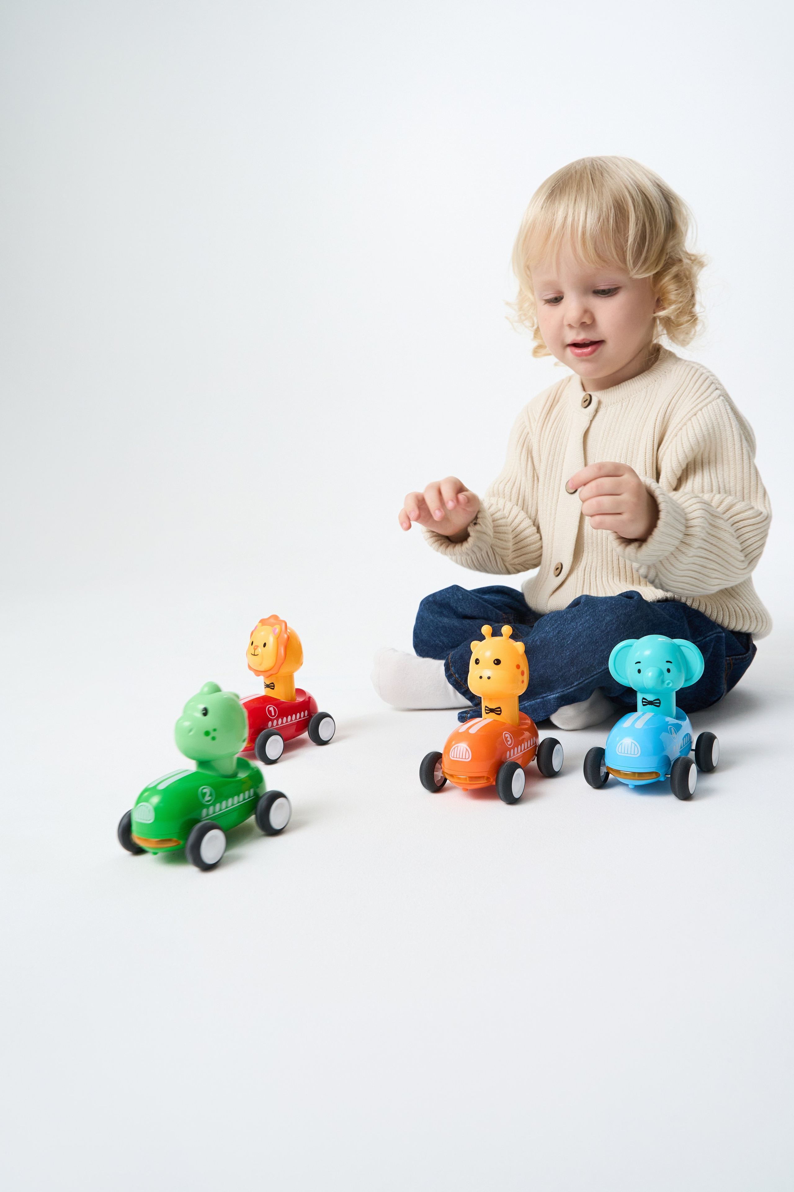 "Профессиональная детская фотосъемка для семейных портретов и воспоминаний""Высококачественная детская съемка новорожденных и малышей в студии""Рекламная детская фотосъемка для альбомов и подарков""Студийная детская съемка с креативными декорациями и позами""Коммерческая детская фотосъемка для маркетинга детских товаров""Фотография детской съемки с акцентом на эмоции и улыбки""Семейная детская съемка для портфолио и социальных сетей""Профессиональная детская фотосъемка с мягким освещением""Рекламные фото детской съемки для сайтов и брошюр""Высокоточная детская съемка для воспоминаний и презентаций""Детская фотосъемка высокого разрешения для семейных альбомов""Коммерческая детская съемка с фокусом на радость и развитие""Студийная фотосъемка детской съемки для брендов и маркетинга""Фотографии детской съемки для подарков и увеличения клиентов""Профессиональная детская съемка для каталогов и семейных историй" "Профессиональная каталожная фотосъемка товаров для e-commerce и интернет-магазинов""Высококачественная каталожная съемка одежды и аксессуаров с белым фоном""Рекламная каталожная фотосъемка для маркетинга продуктов и брендов""Студийная каталожная съемка с детальной проработкой текстур и материалов""Коммерческая каталожная фотосъемка для каталогов и онлайн-платформ""Фотография каталожной съемки с акцентом на дизайн и презентацию товаров""Предметная каталожная съемка для увеличения продаж в e-commerce""Профессиональная каталожная фотосъемка с использованием студийного освещения""Рекламные фото каталожной съемки для сайтов и социальных сетей""Высокоточная каталожная съемка товаров для презентаций и брошюр""Каталожная фотосъемка высокого разрешения для онлайн-магазинов""Коммерческая каталожная съемка с фокусом на качество и детализацию""Студийная каталожная фотосъемка для брендов и ритейла""Фотографии каталожной съемки для маркетинговых кампаний""Профессиональная каталожная съемка для каталогов и увеличения конверсии"