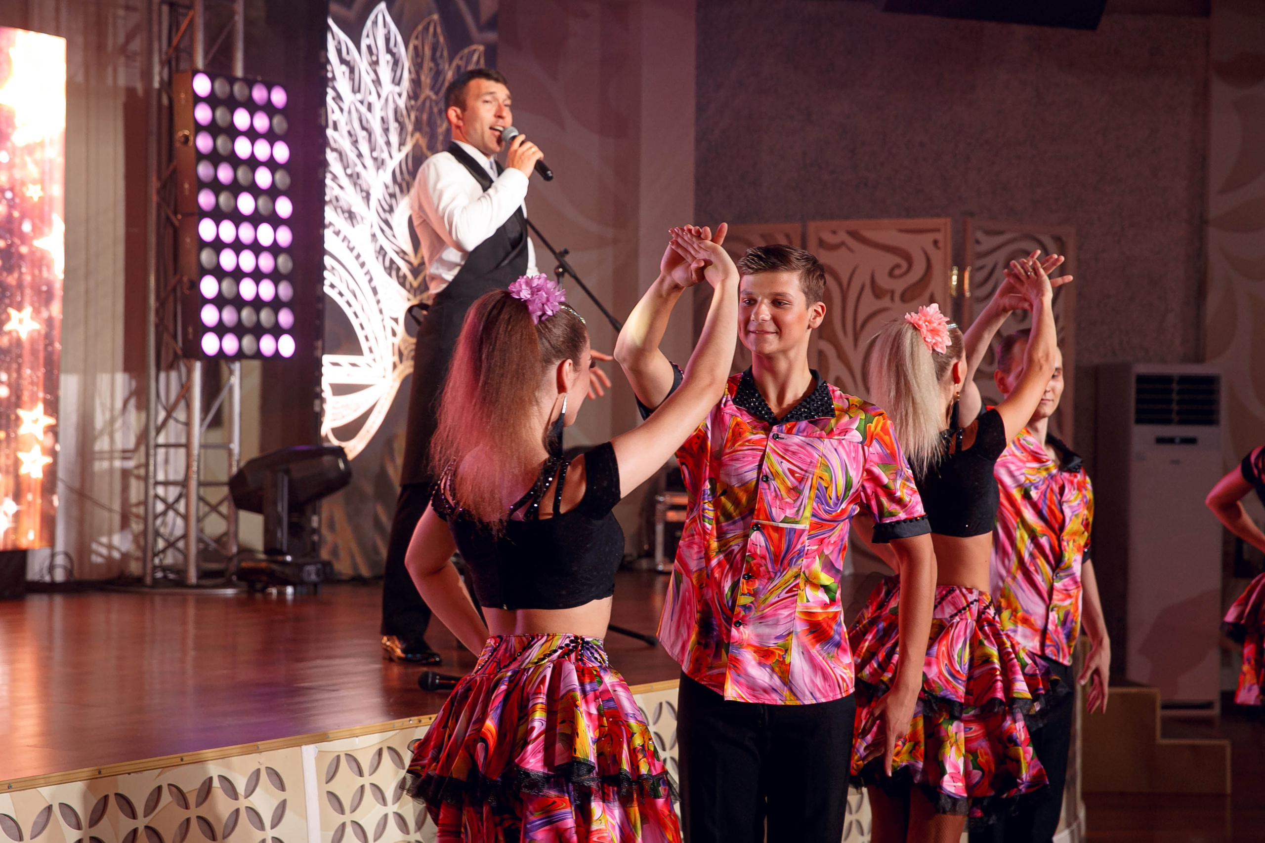 Банкет в ресторане «Волга». Ваш репортажный фотограф Артемий Антонов