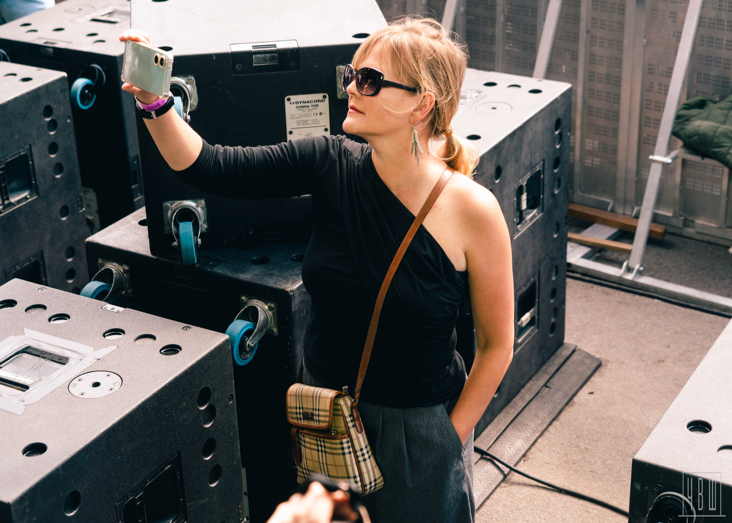 Живой! 2025, День Второй. Человек в Шляпе