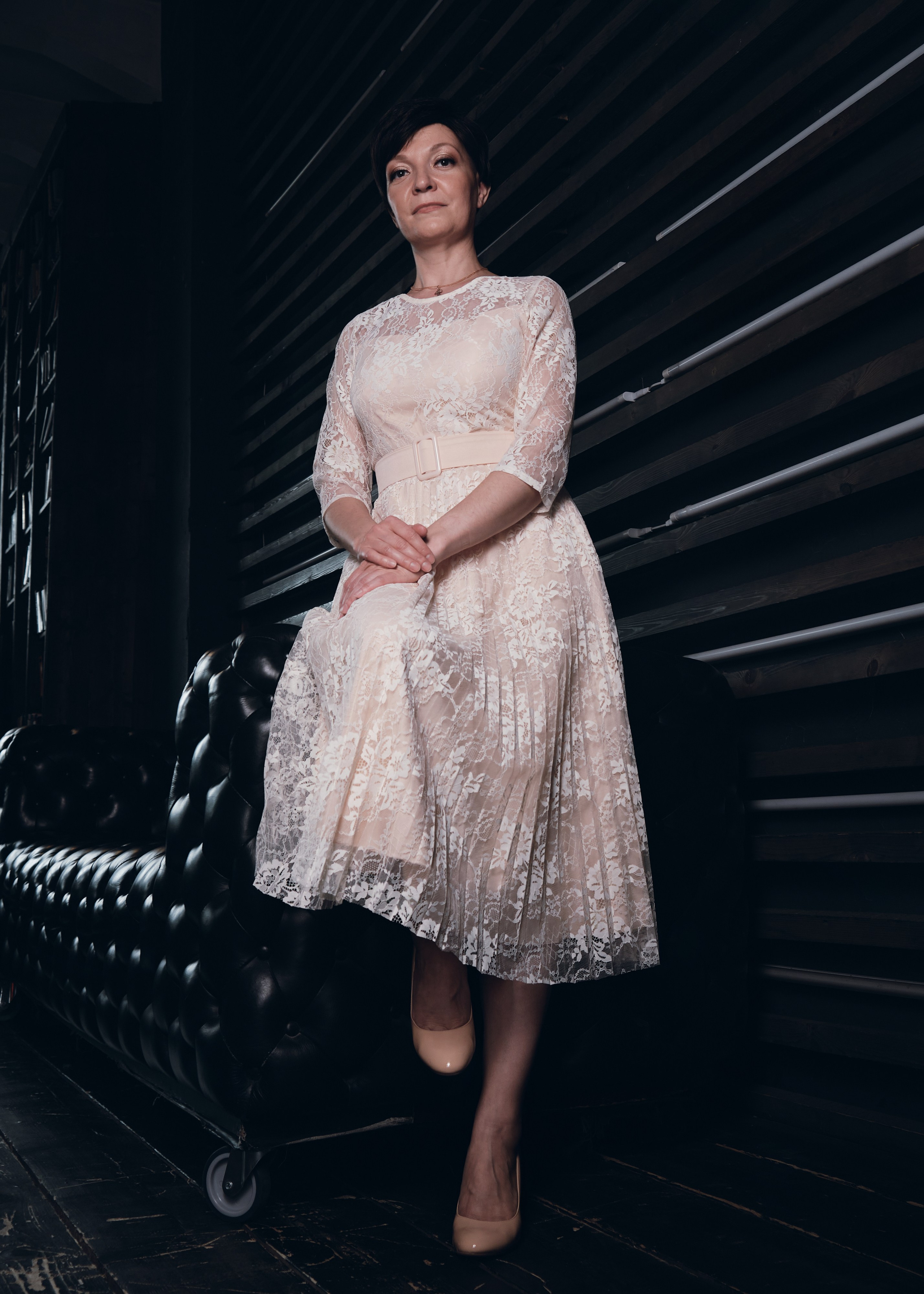 Семейная фотосессия мамы и двух дочек. Портретный фотограф на новый год в Москве Виктория Колышева