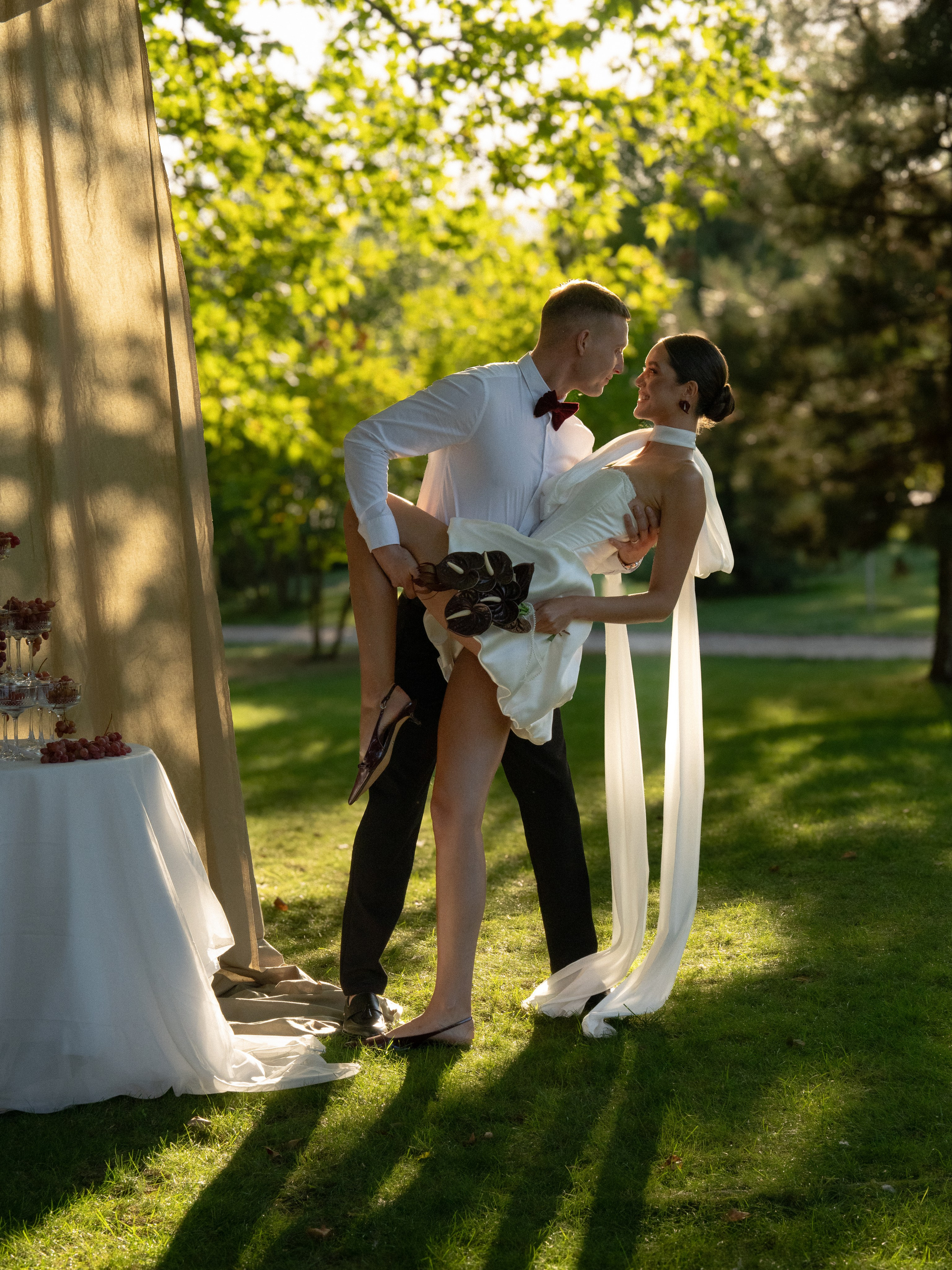 Свадебная прогулка. Свадебный фотограф Виктория Роса