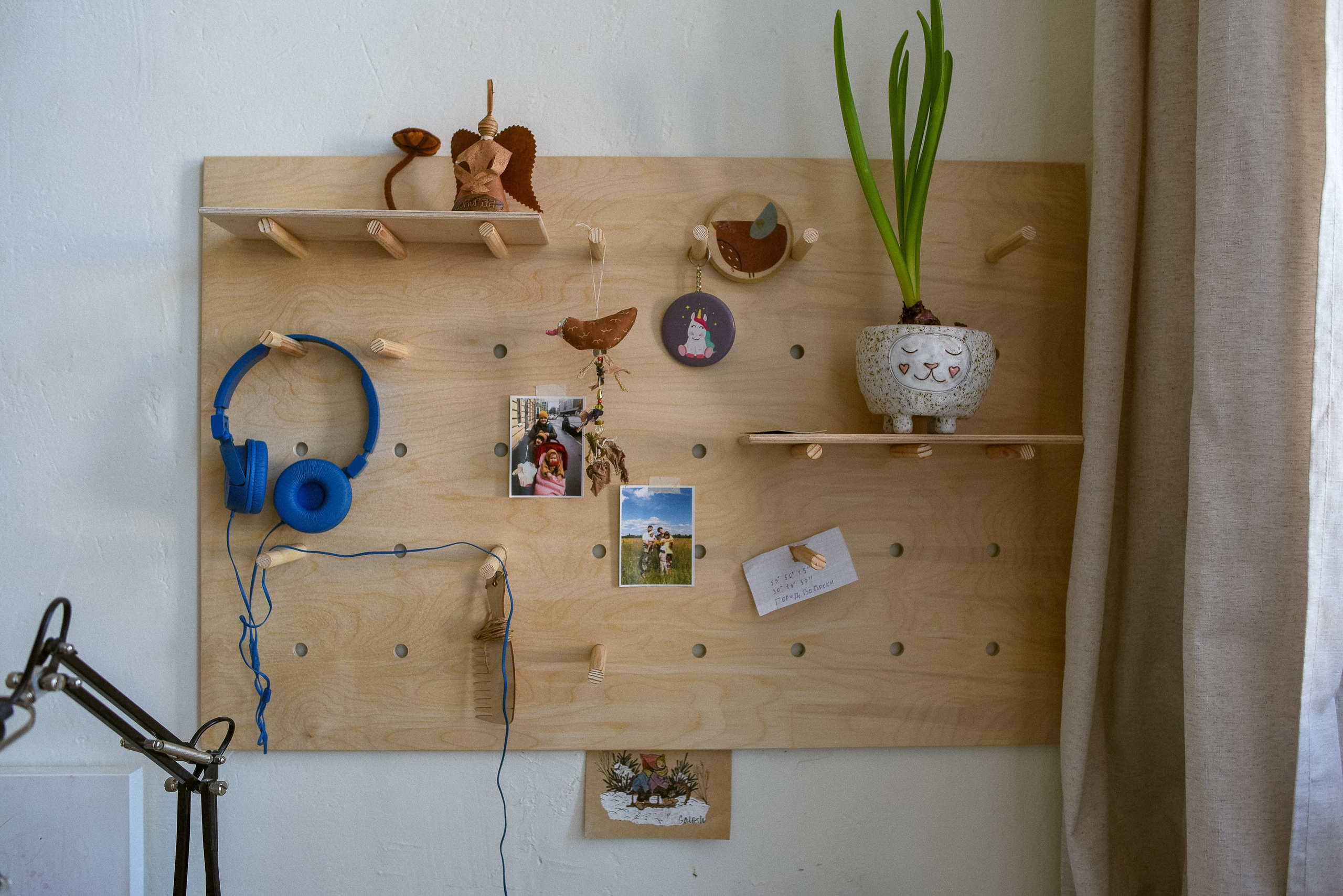 A Mom’s Day: The Everyday Hustle. Documentary family photography in Barcelona and beyond