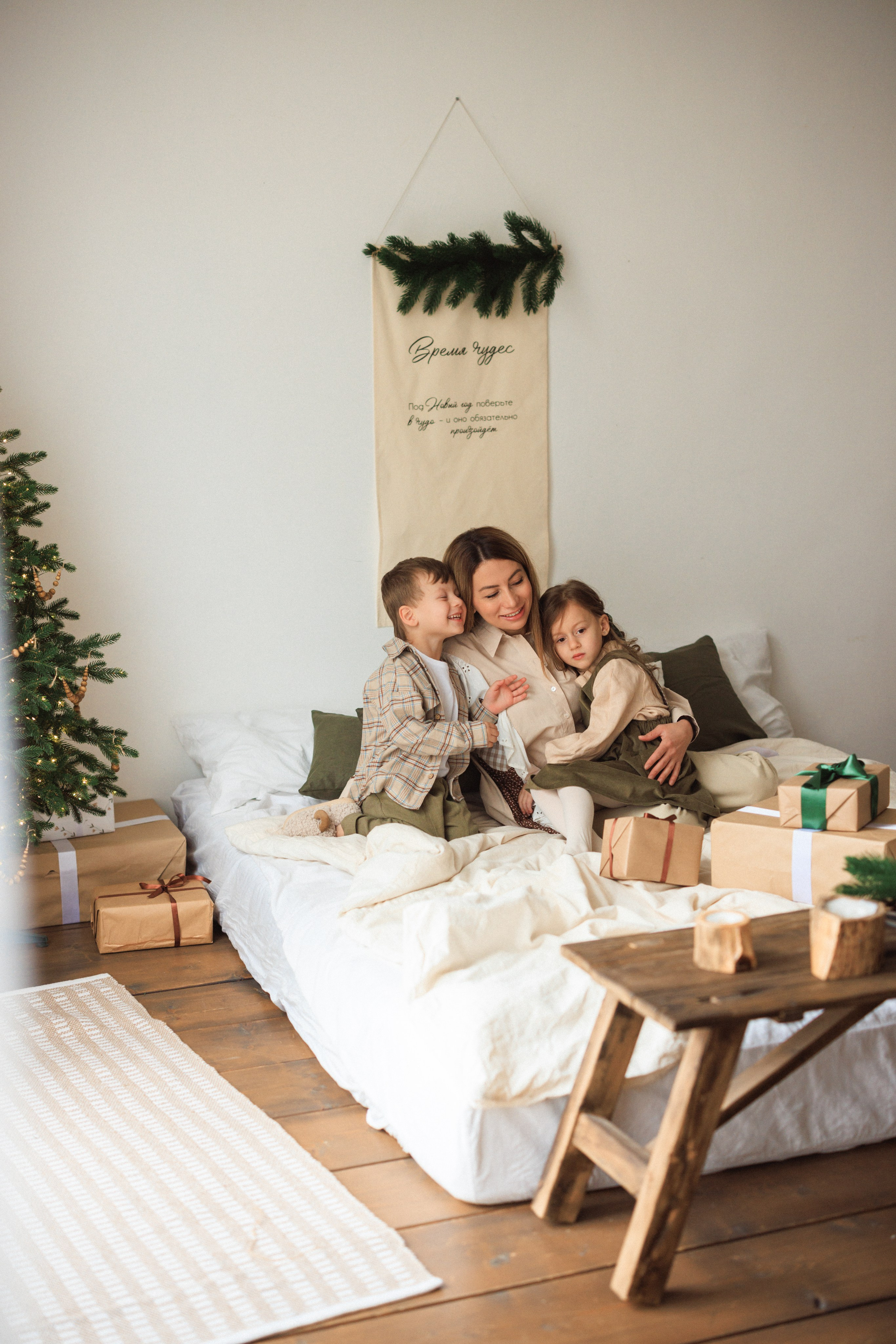 Семейная фотосессия в фотостудии «MESTONE», город Краснодар. Семейный и детский фотограф в Краснодаре Анна Трашкова