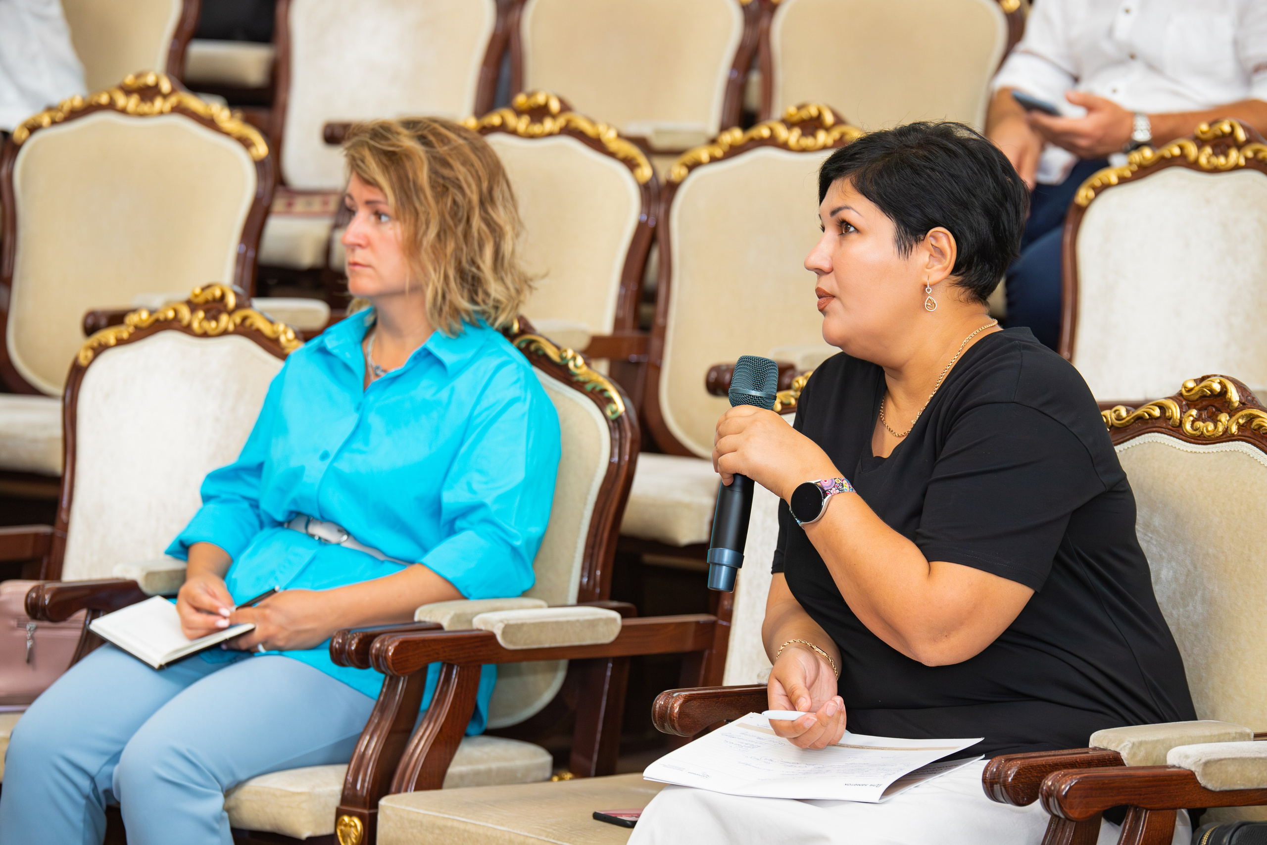 Бизнес конференция между крупным бизнесом и малым. Фотограф Александр Поздняков  Новосибирск