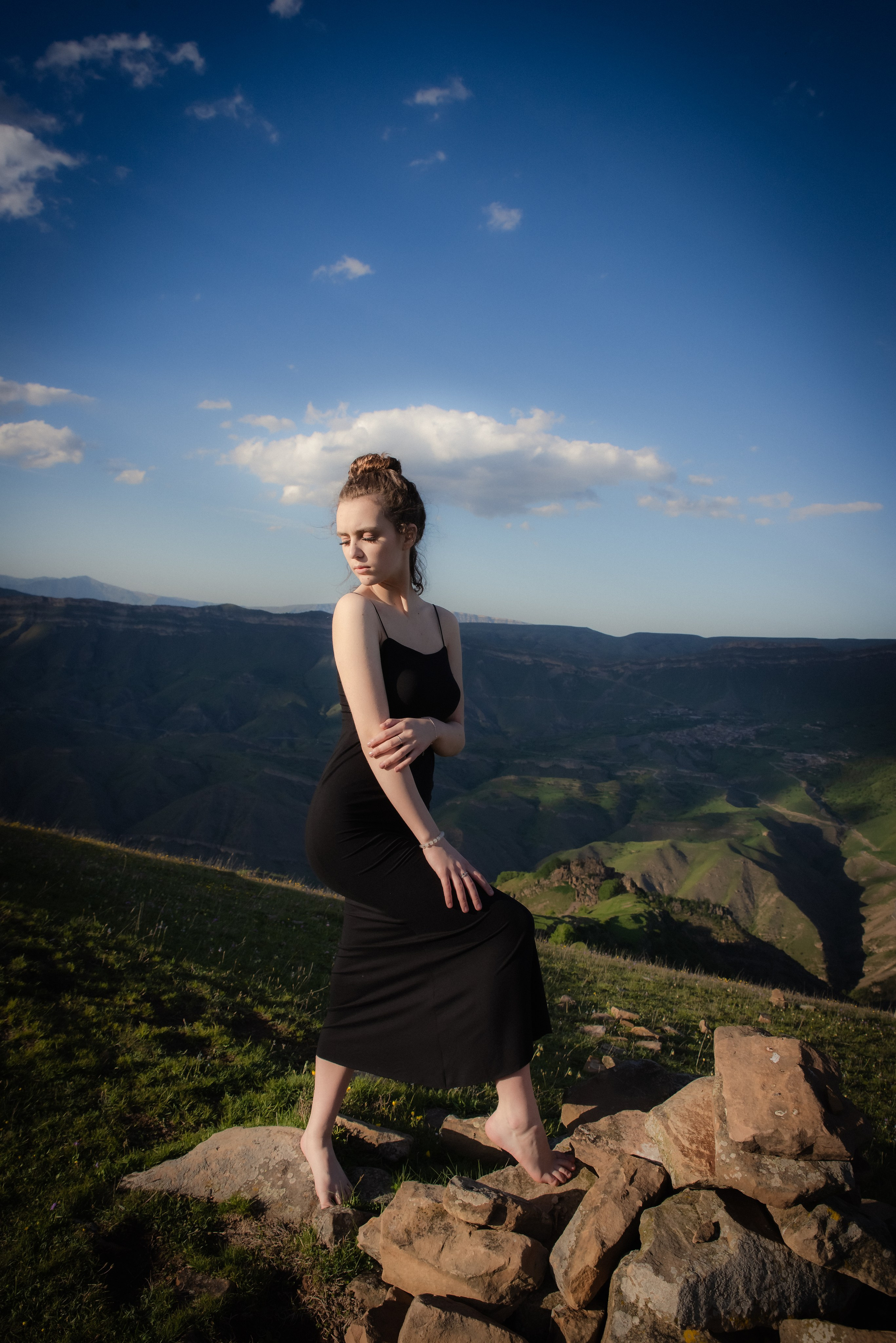 На вершине горы на 4.5. км выше к облакам. Фотограф Крещение Венчание Москва