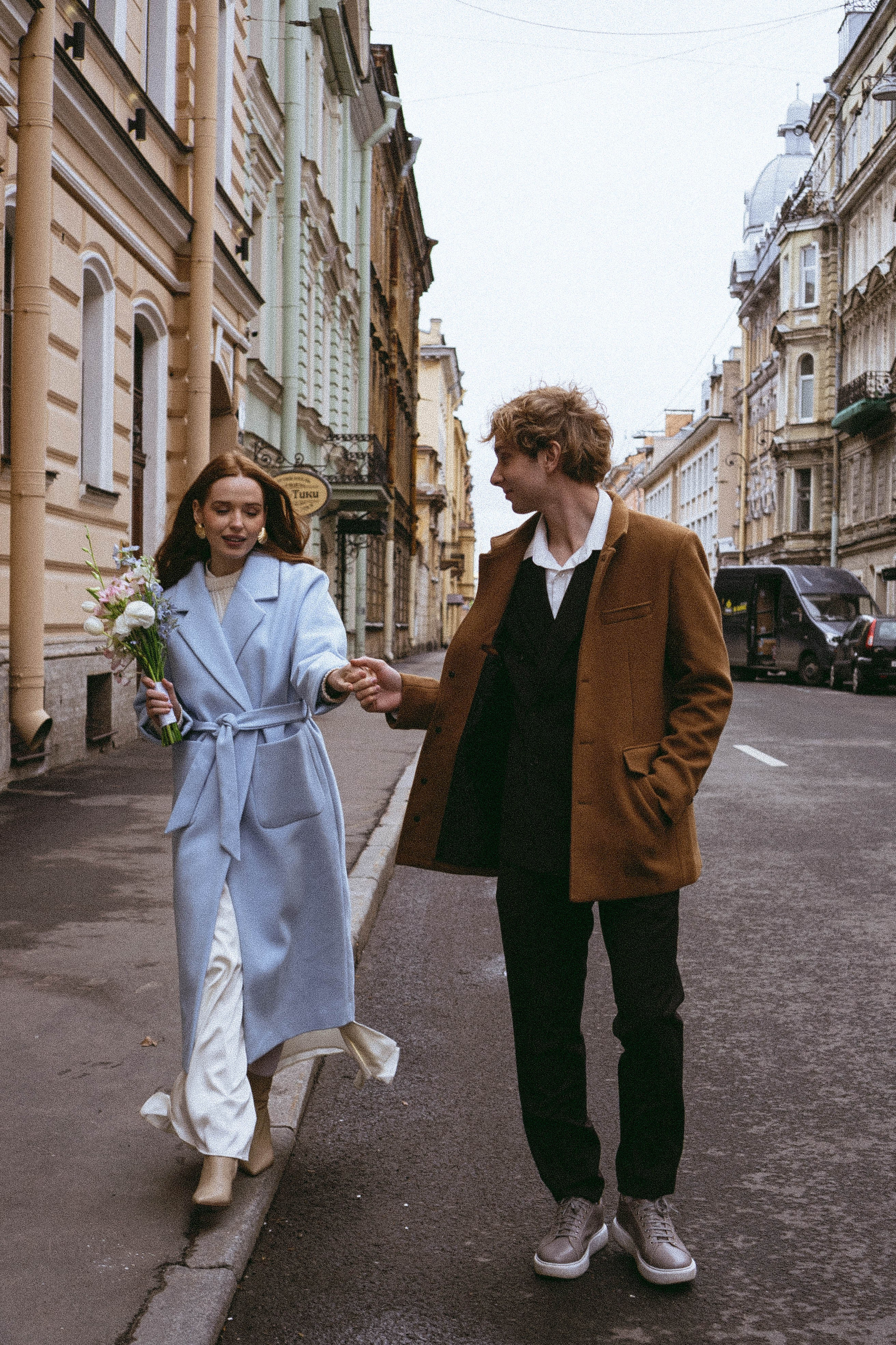 СВАДЕБНАЯ СЬЕМКА В ОТЕЛЕ. СБОРЫ ЖЕНИХА И НЕВЕСТЫ И ТАКЖЕ ТОР И ПОДГОТОВКА К ПРОГУЛКЕ И ПРОГУЛКА ПО ПЕТРОГРАДКЕ. Профессиональный фотограф, Санкт-Петербург — Виктория Богомолова