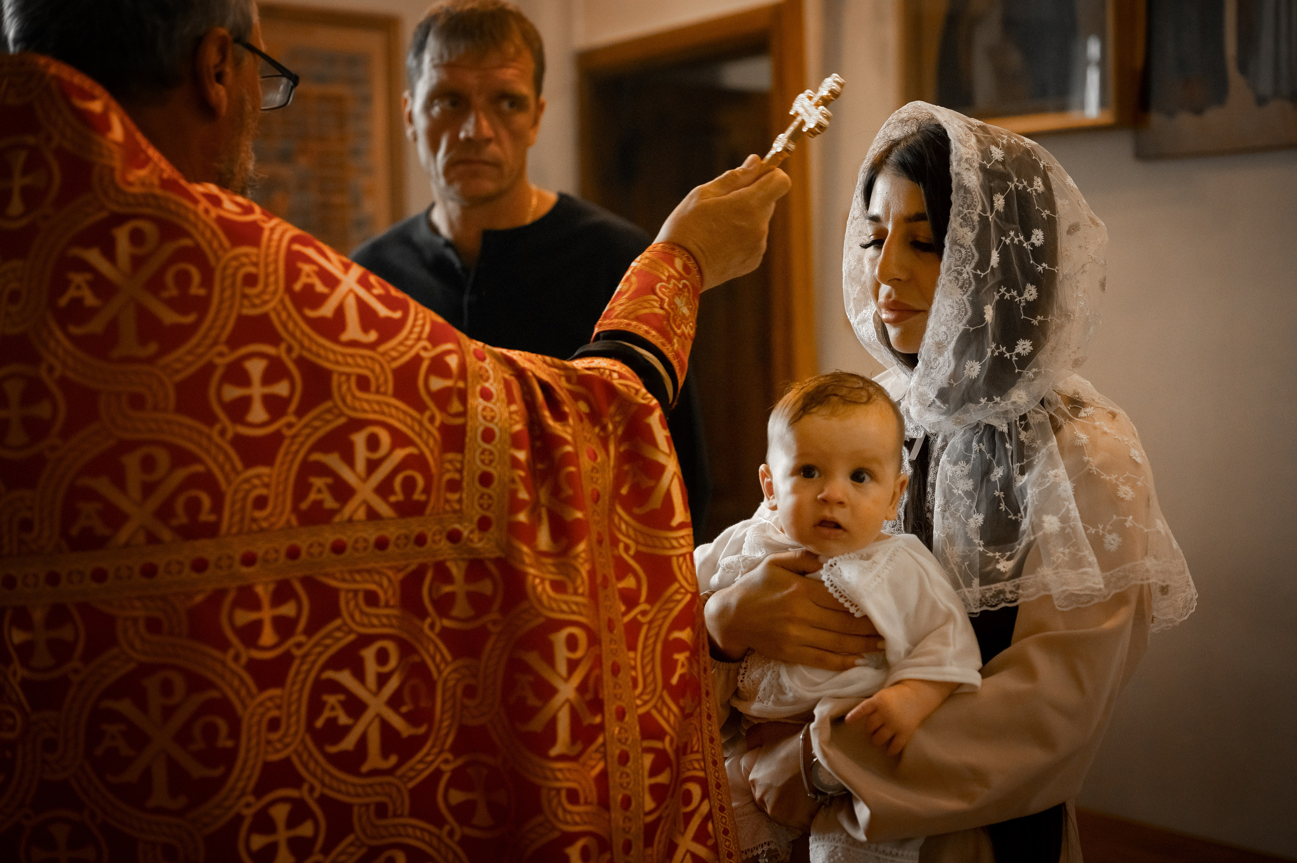 Таинство крещения. Фотограф новорождённых, семейный, школьный в городе Калуге Евгения