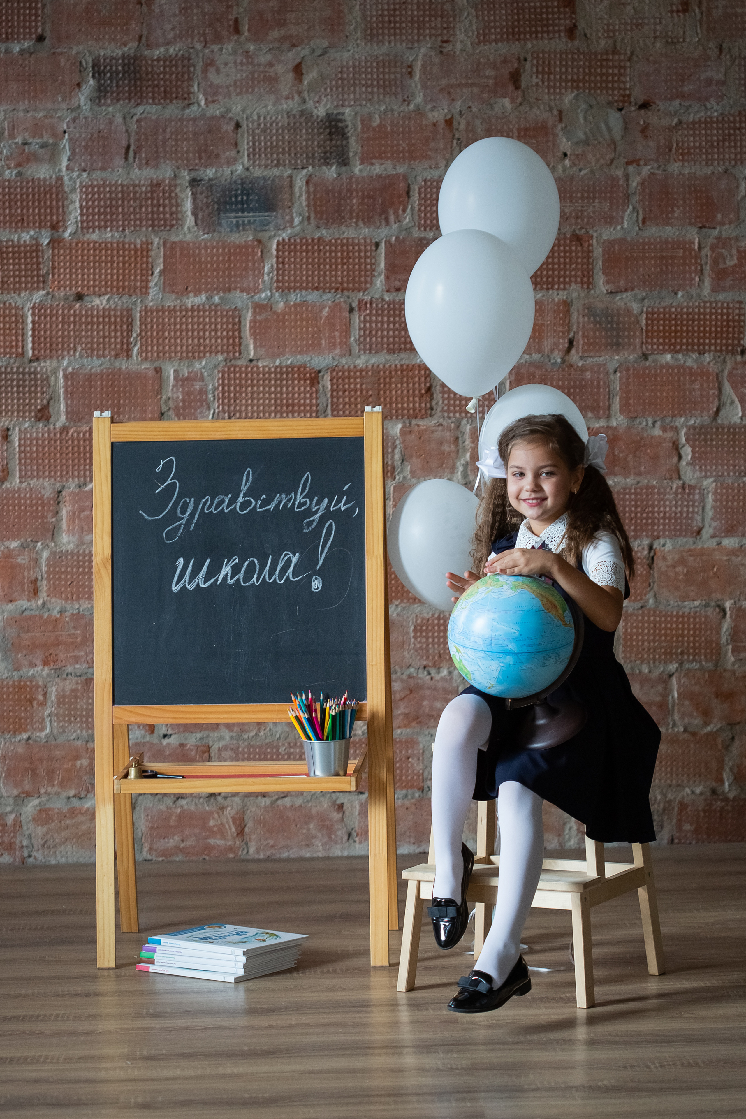 Съемка первоклассников в студии. Галина Шарапова Детский и семейный фотограф Москва