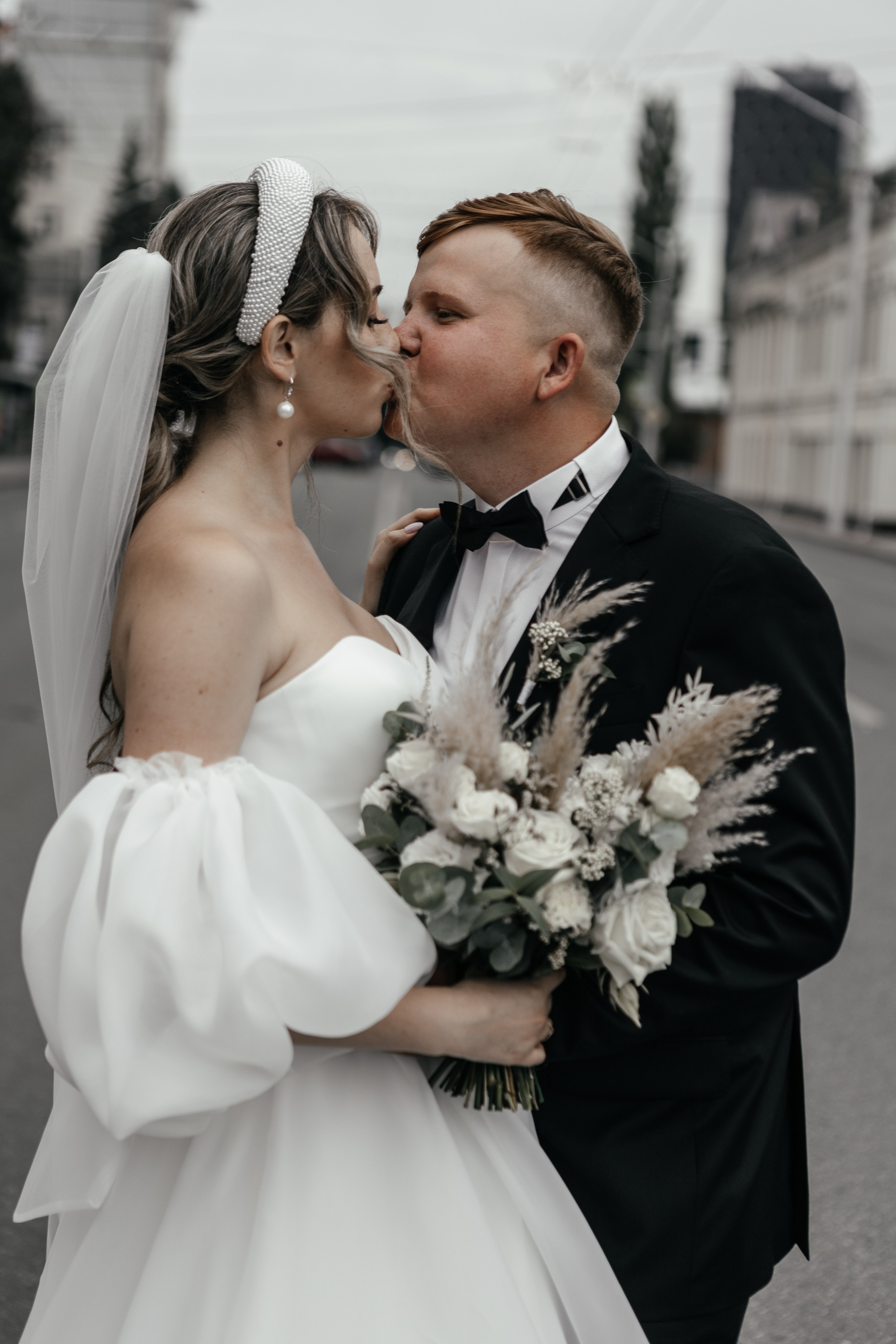 Свадебный фотограф Уфа — Руслан ГабдлисламовЖивые эмоции, красивые кадры, воспоминания на всю жизнь.Работаю по всей Республике Башкортоста. Свадебный фотограф Уфа Руслан Габдлисламов