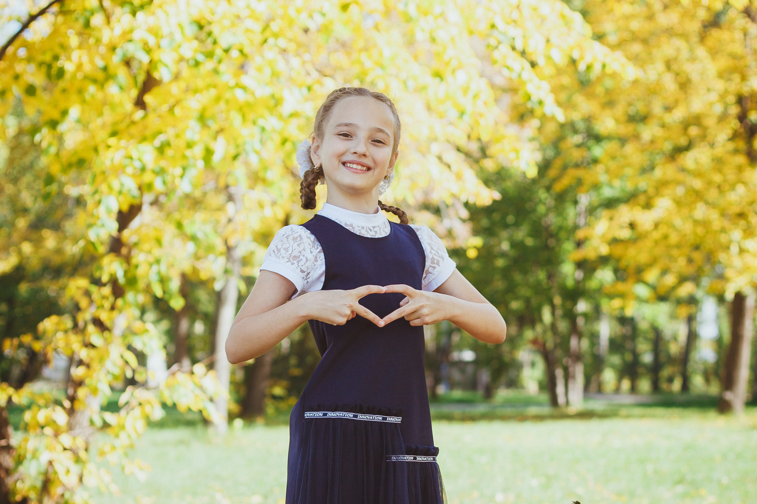 Школьная фотосессия на 31 августа. 1,2,3 сентября. Портреты детей 4-6 штук. Групповые общие 2-5 шт. Цена 450р. (1). Семейный и детский фотограф в Сухом Логу Ольга Кайгородова