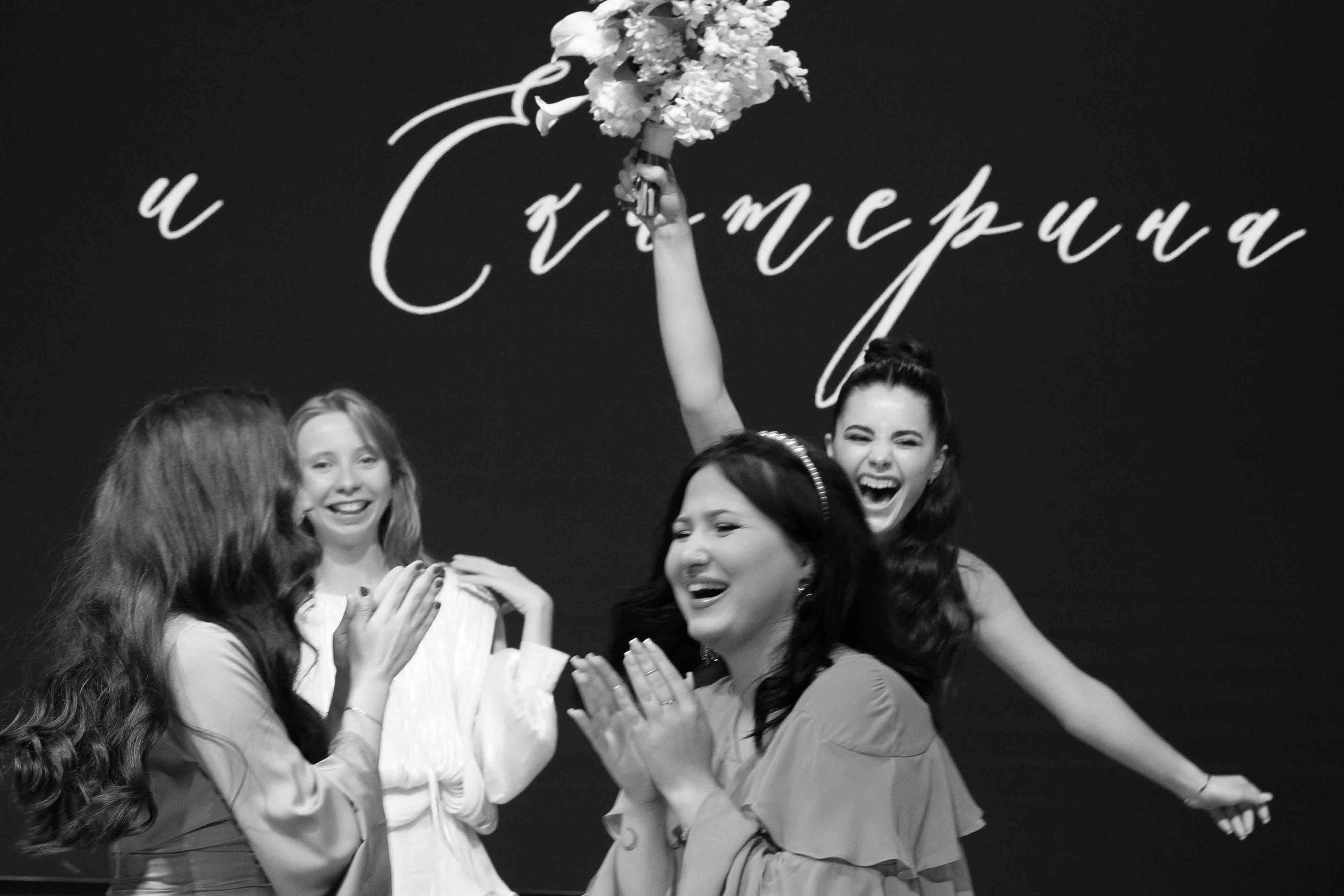 Принц и принцесса. Свадебный фотограф Марьям Сайфулина г. Красноярск