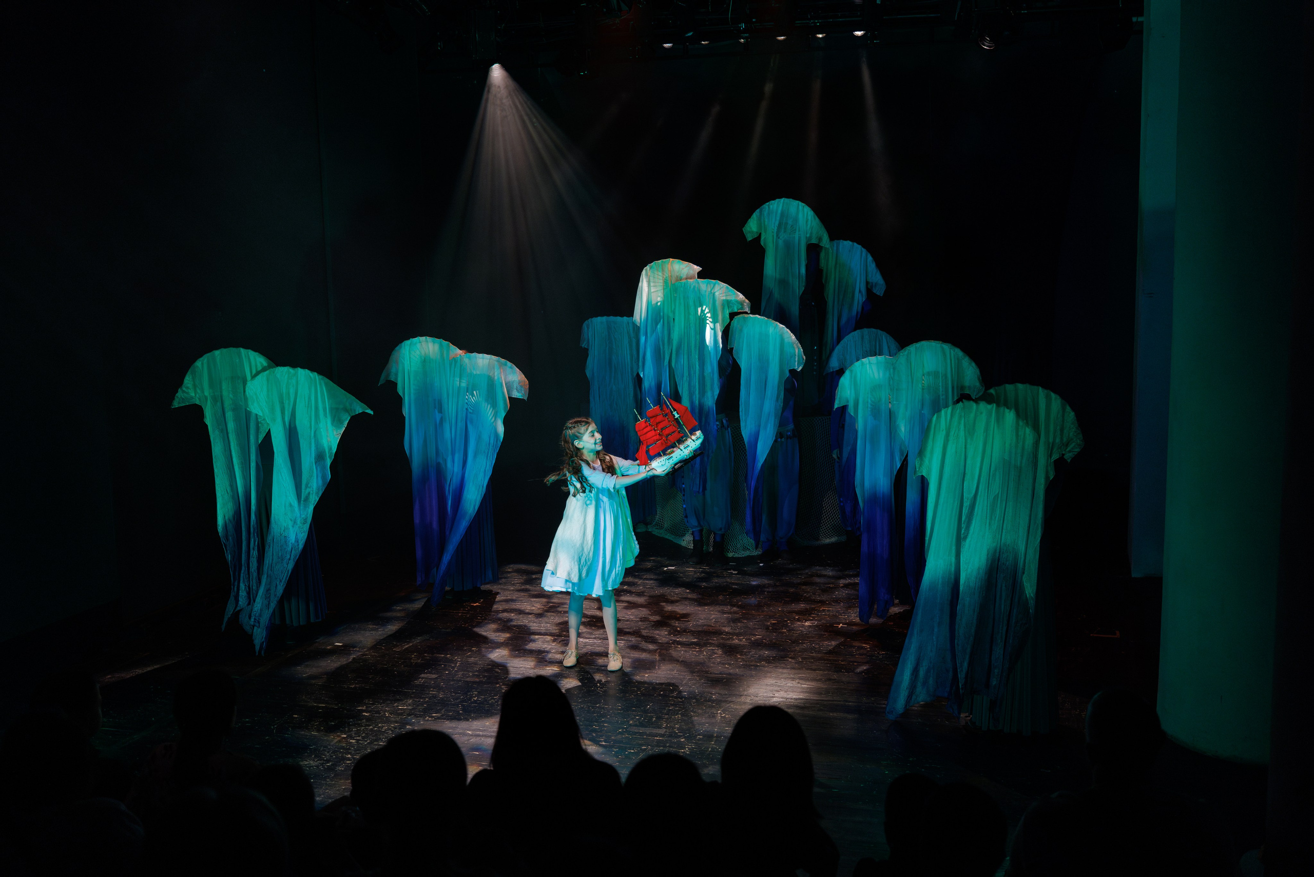 Мюзикл "Алые паруса" в постановке Светланы Лариной. Спортивный фотограф Алексей Соломин