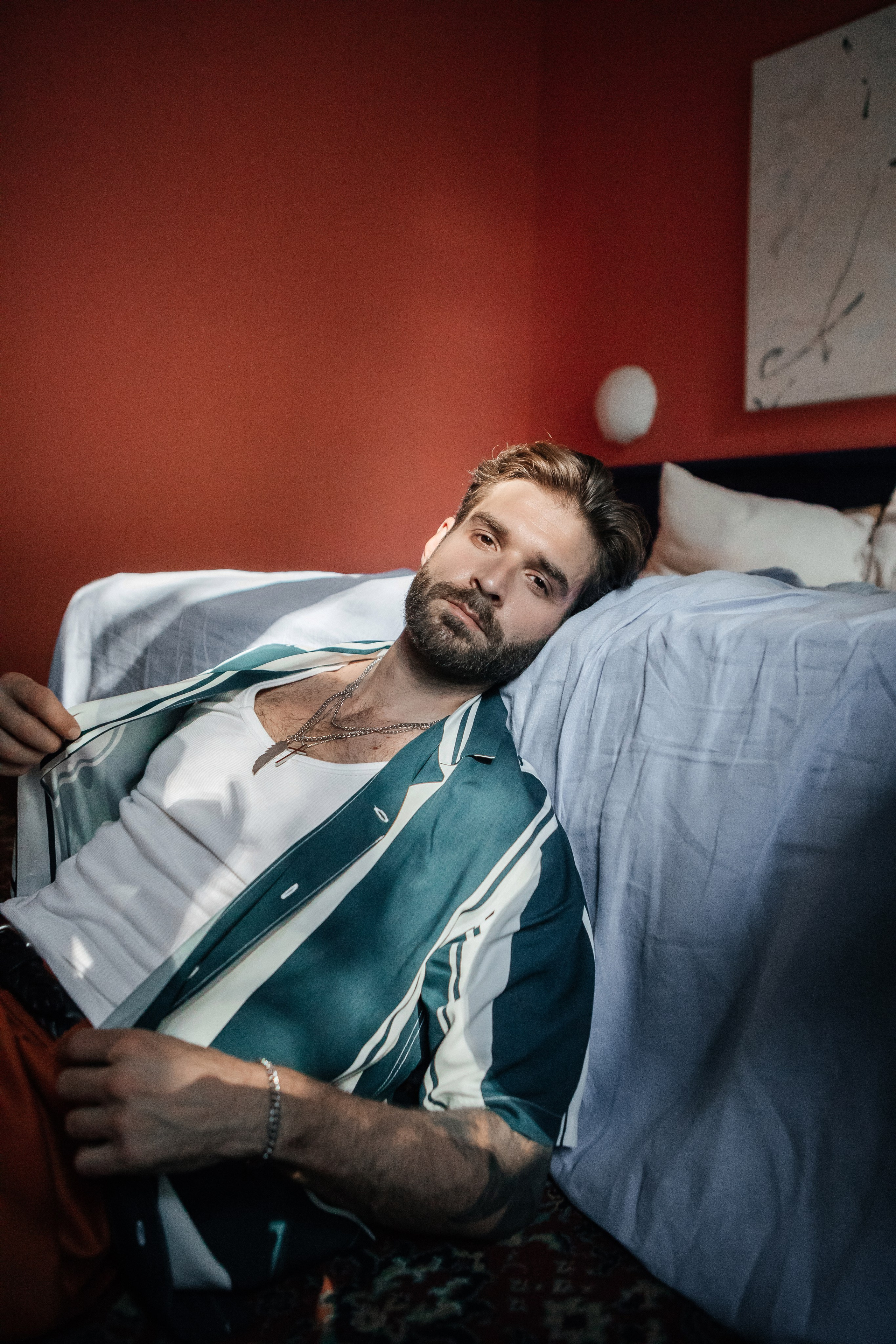 Мужской портрет «мысли не дают мне покоя». Свадебный и семейный фотограф Ибрагимова Мария из Екатеринбурга