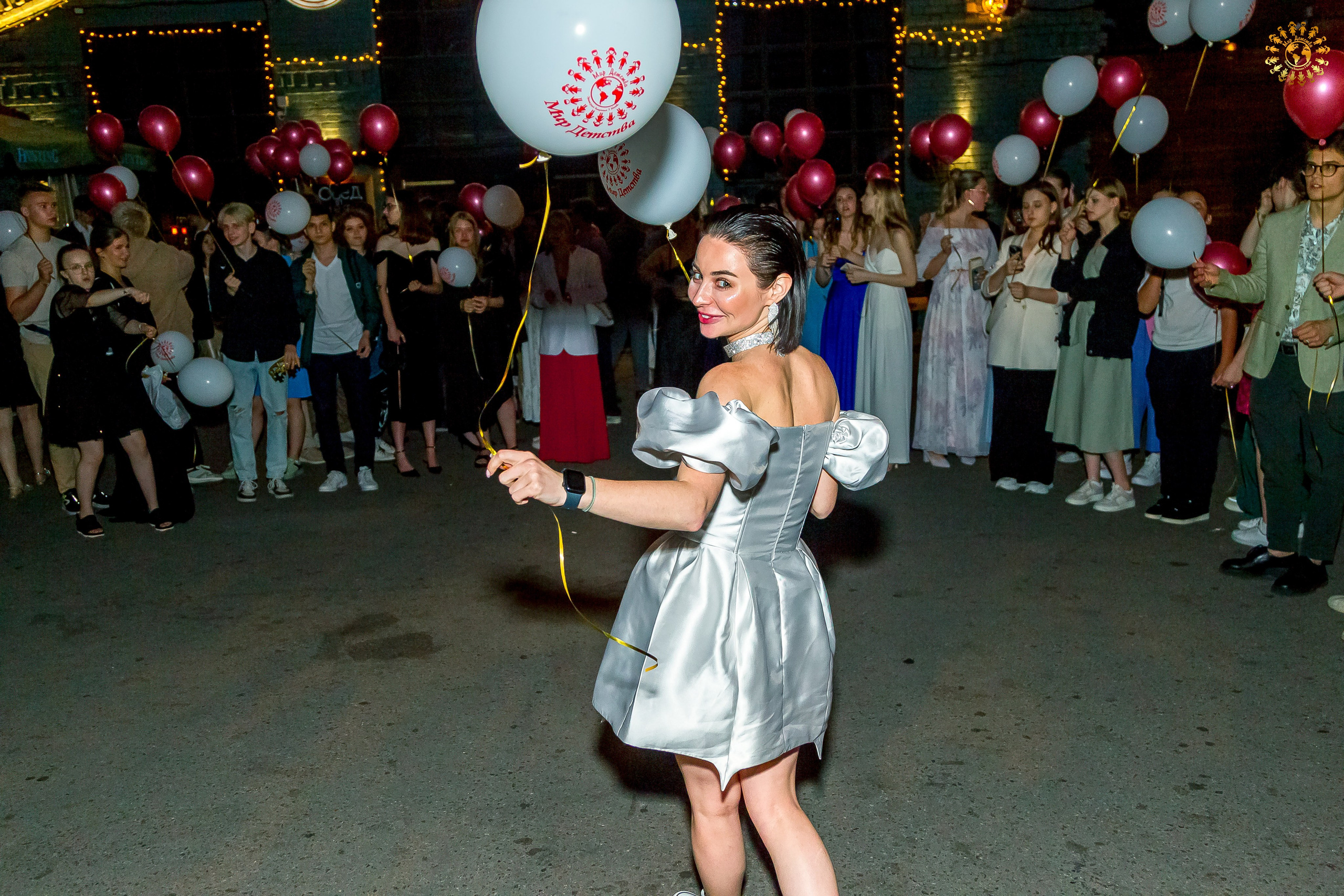 Выпускной 2023 (11-е классы) клуб «Джаггер», Москва. Репортажная съемка в Москве и области. Анималистика